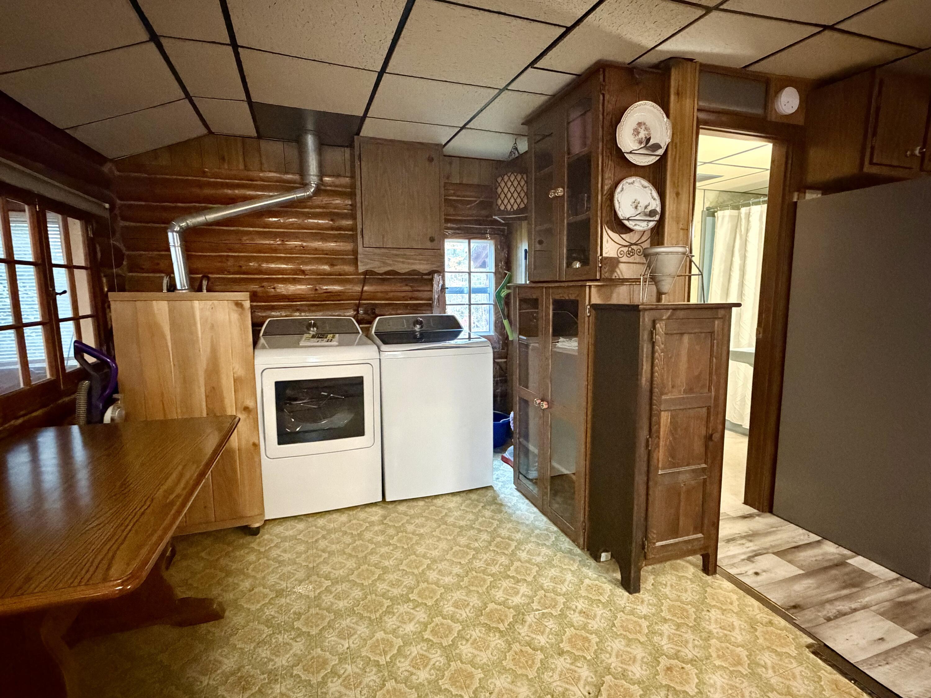 2350 W Silver Beach Road, Cheboygan