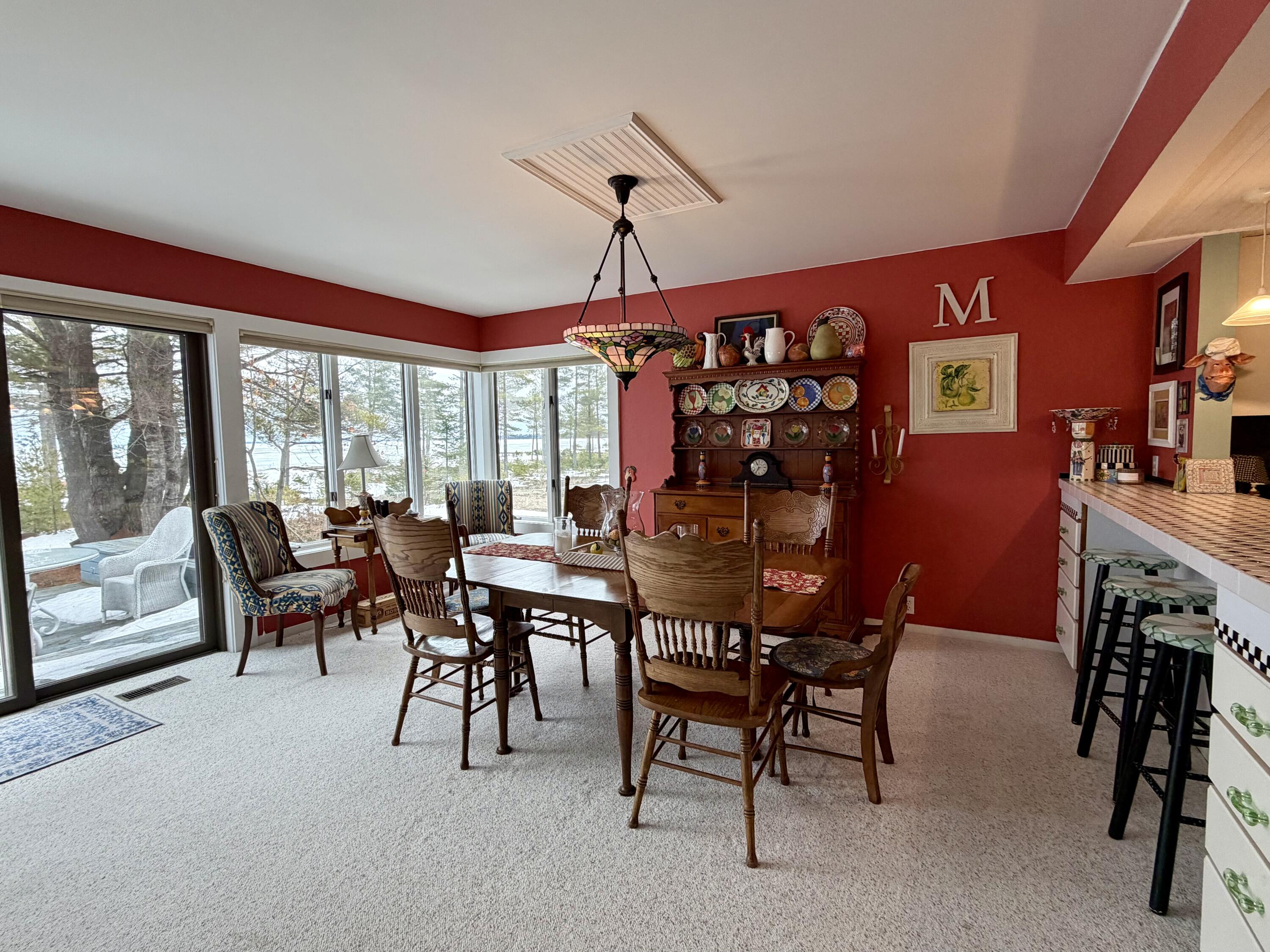 3332 Edgewater Drive