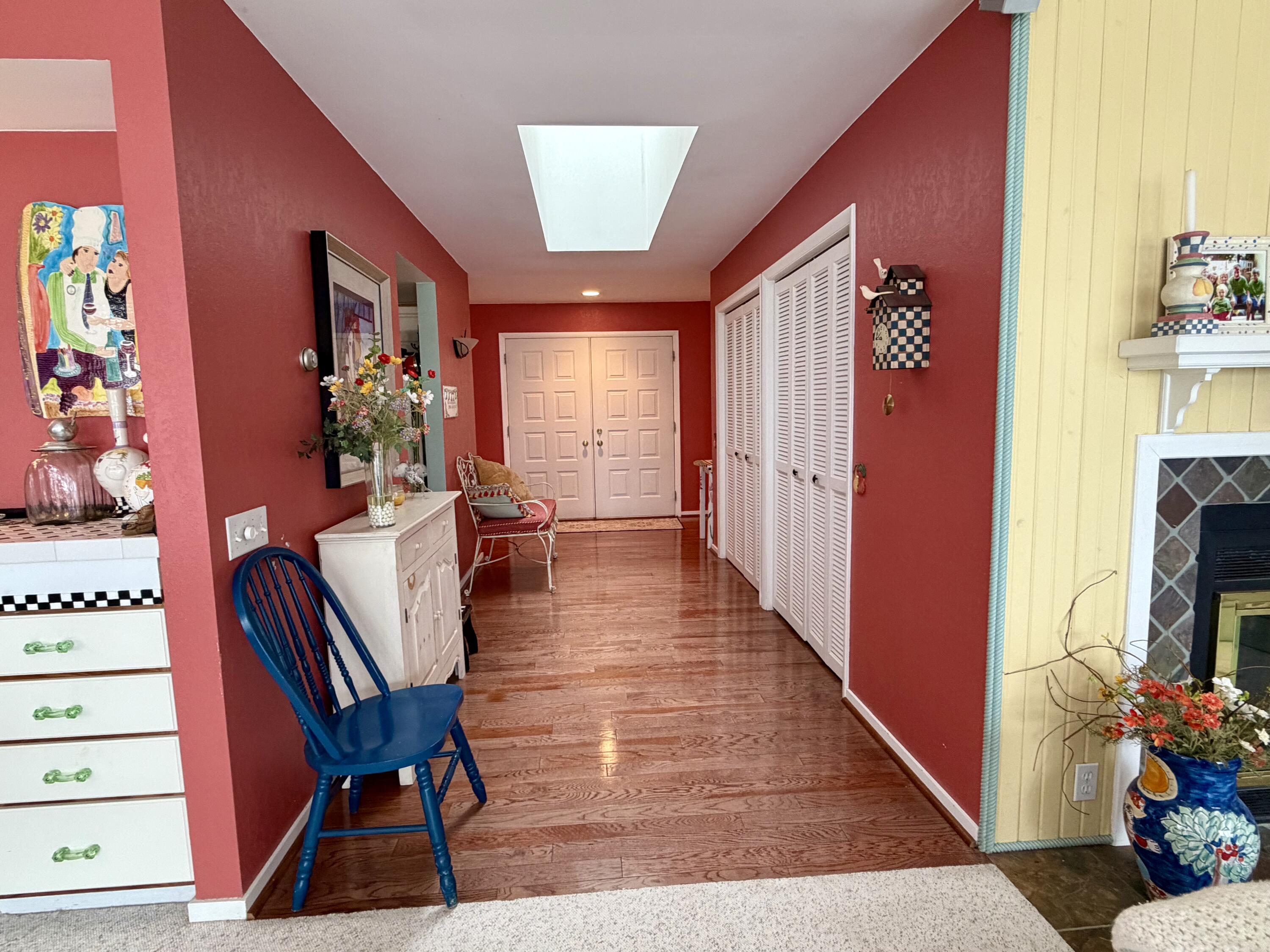 3332 Edgewater Drive