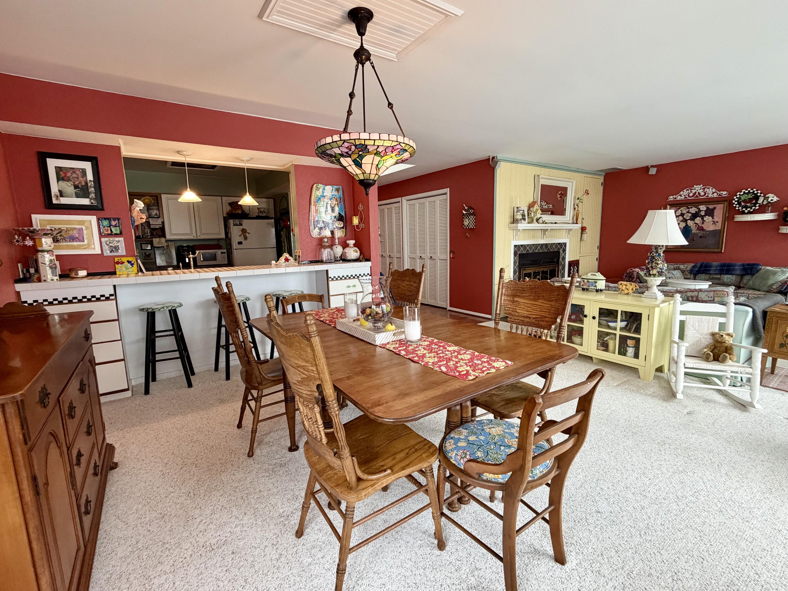 3332 Edgewater Drive