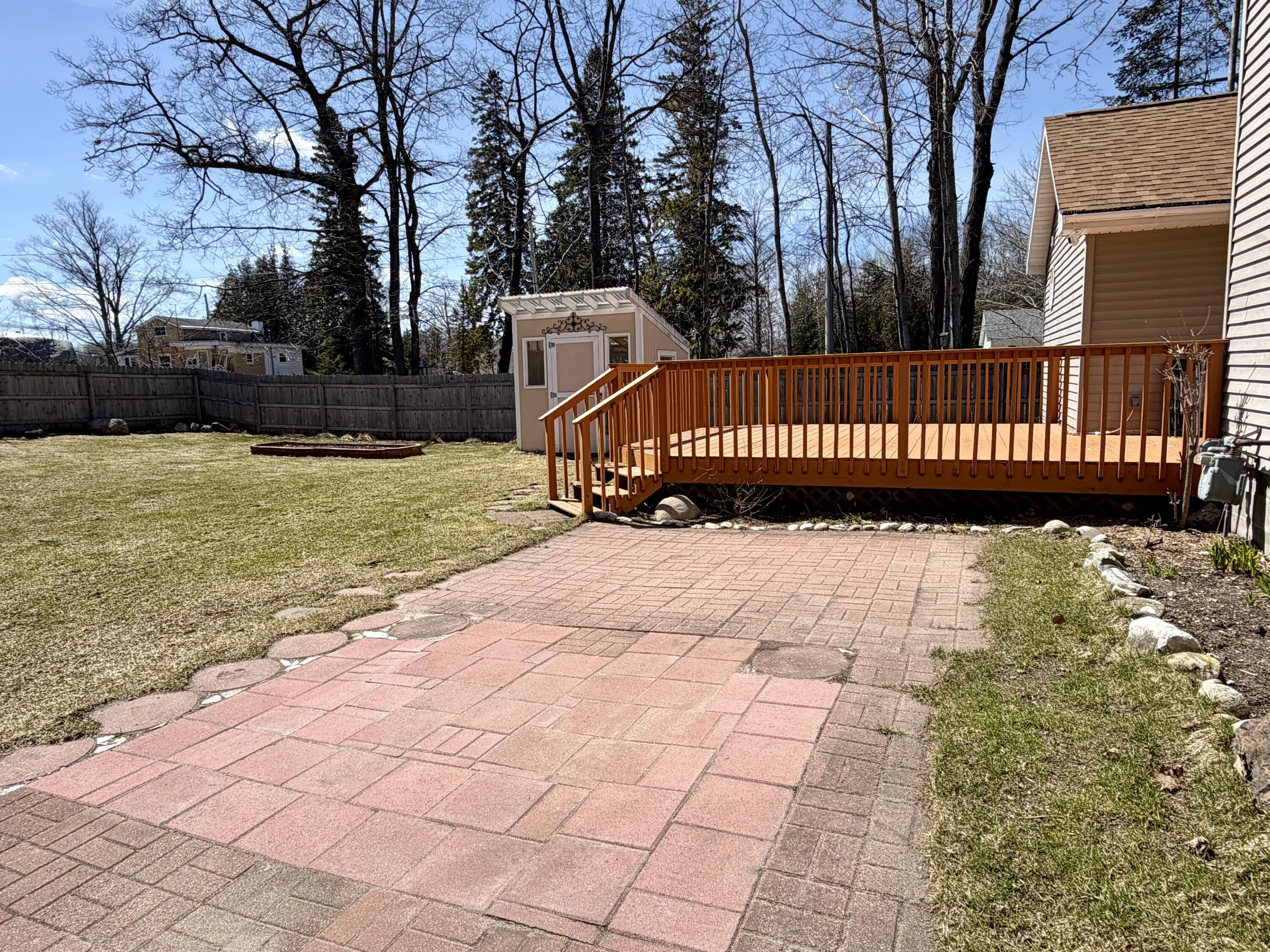 415 W Etherington Street