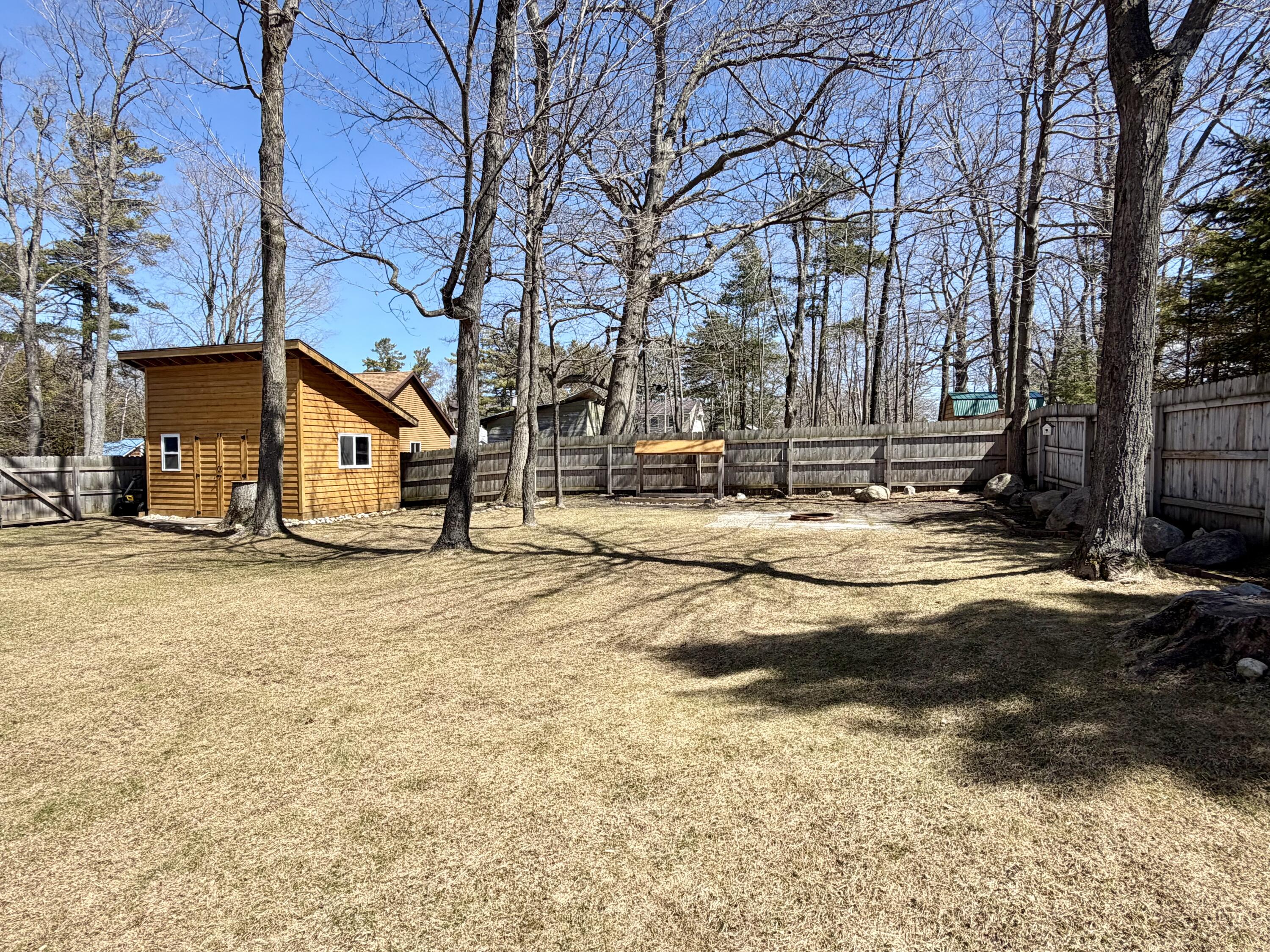 415 W Etherington Street