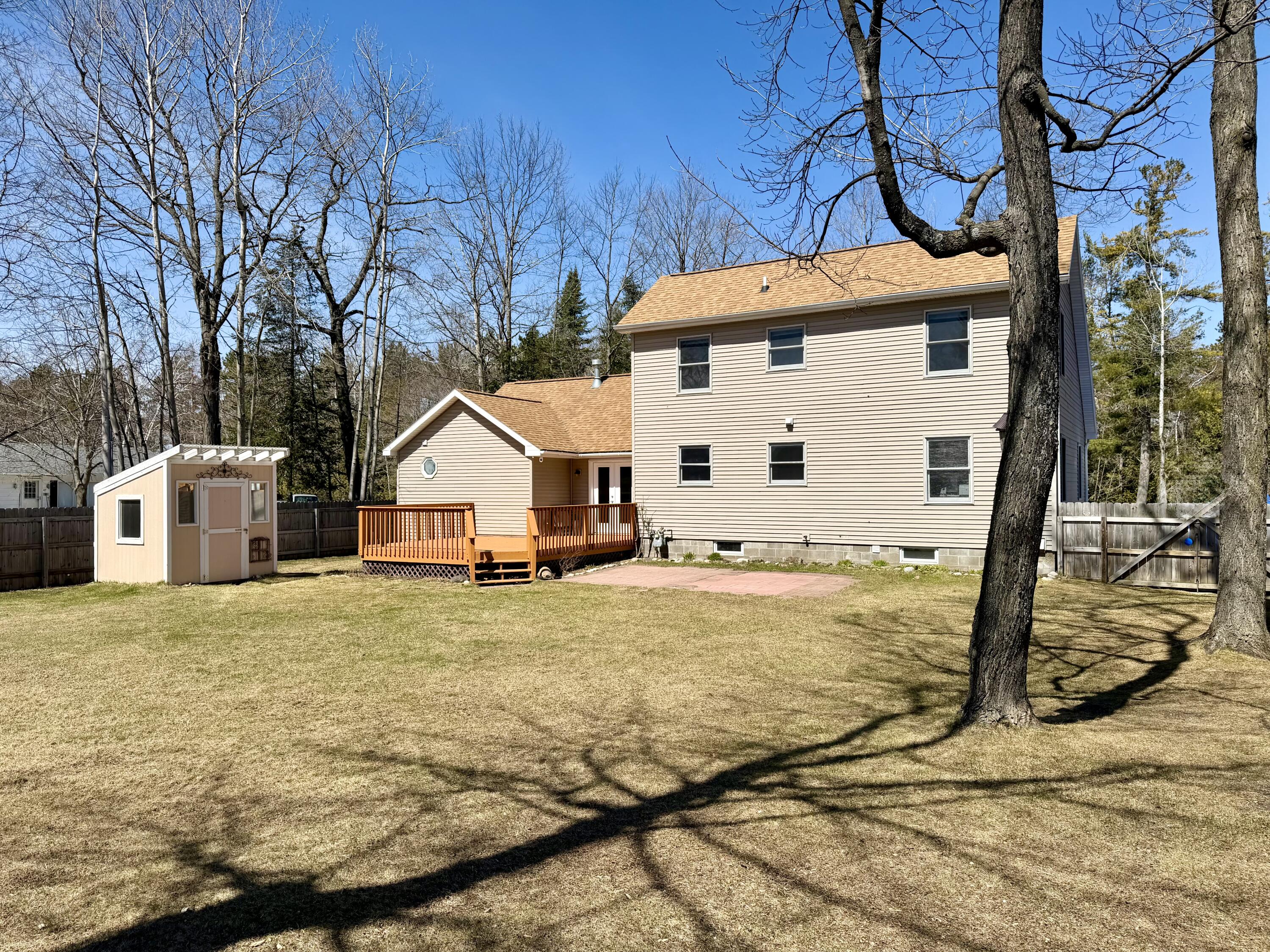 415 W Etherington Street