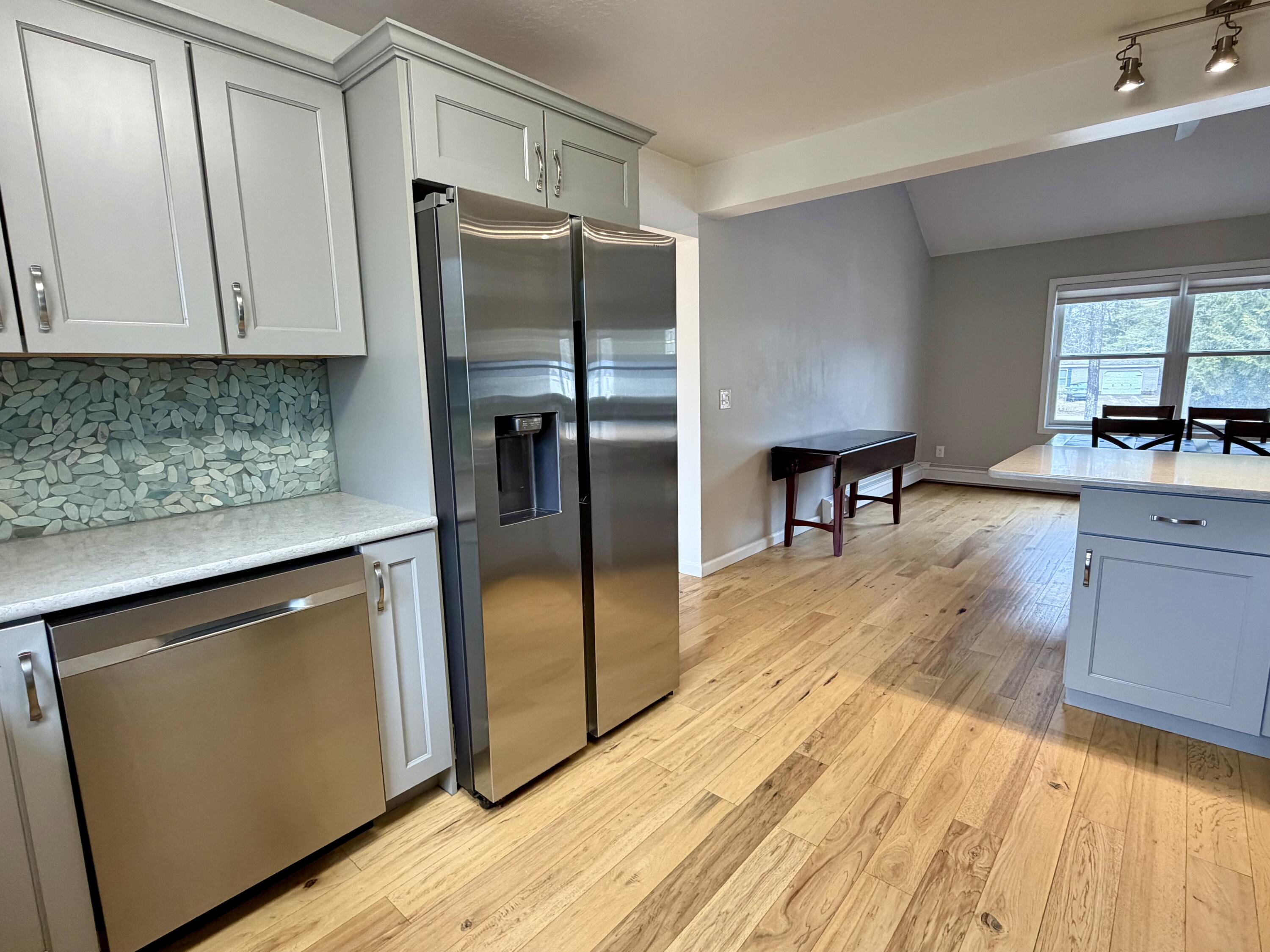 415 W Etherington Street