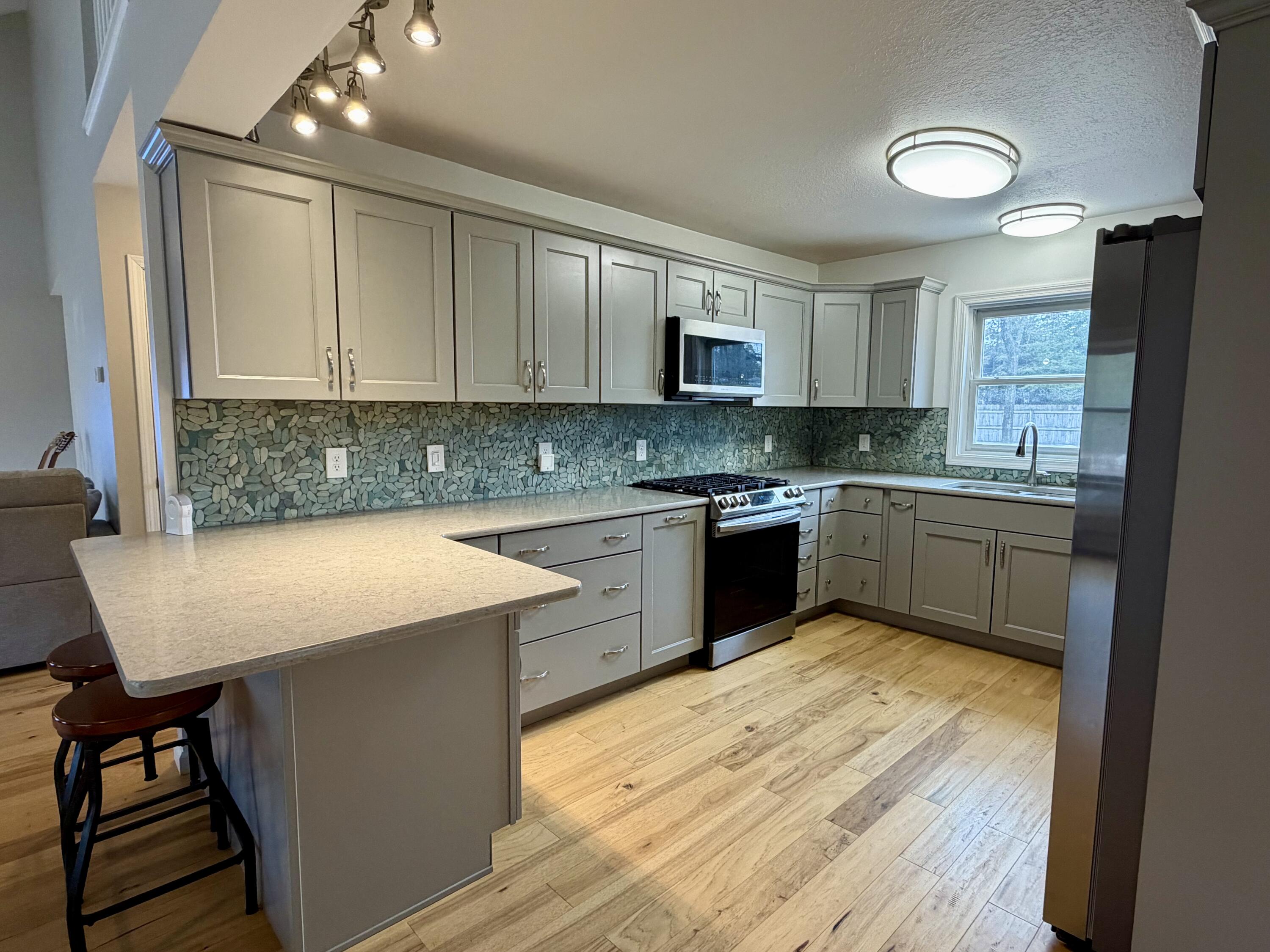 415 W Etherington Street