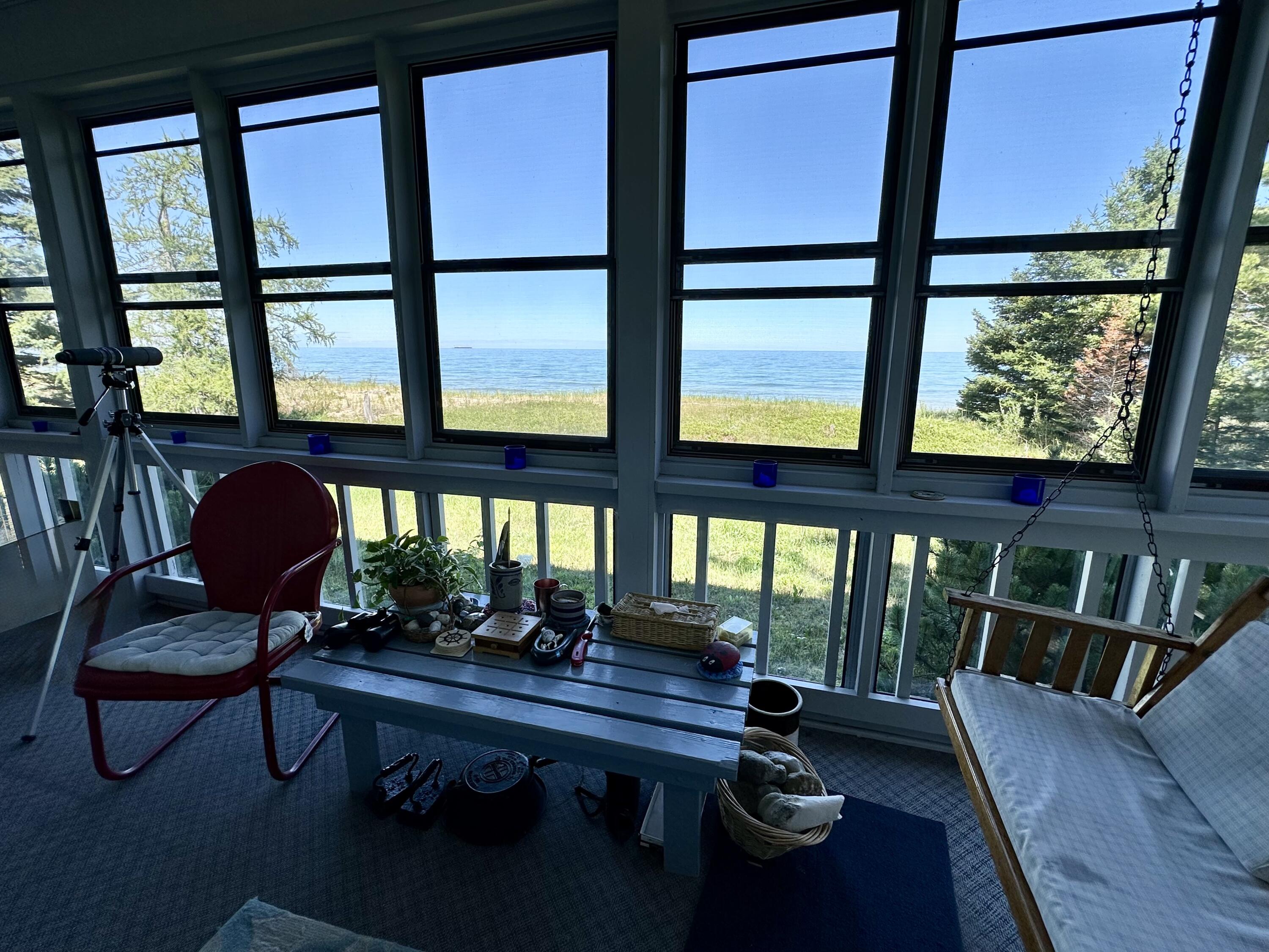 18453 Nipigon Lane