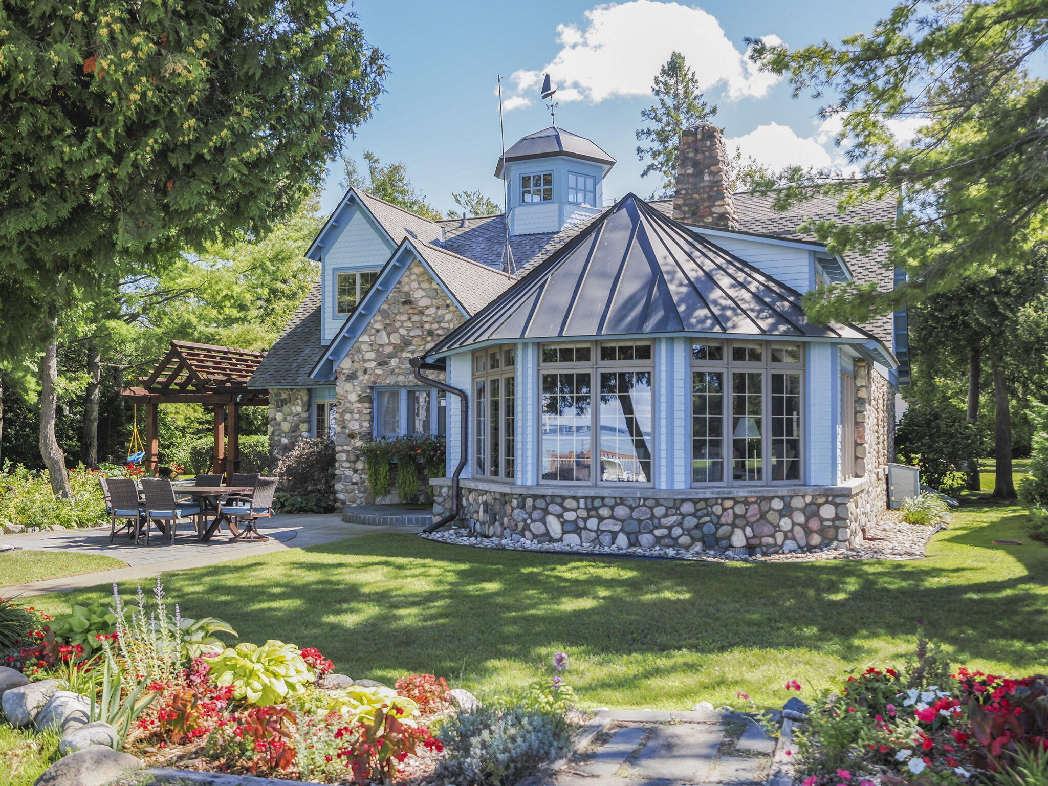 812 Lakeside Drive, & 811 Lakeside Drive