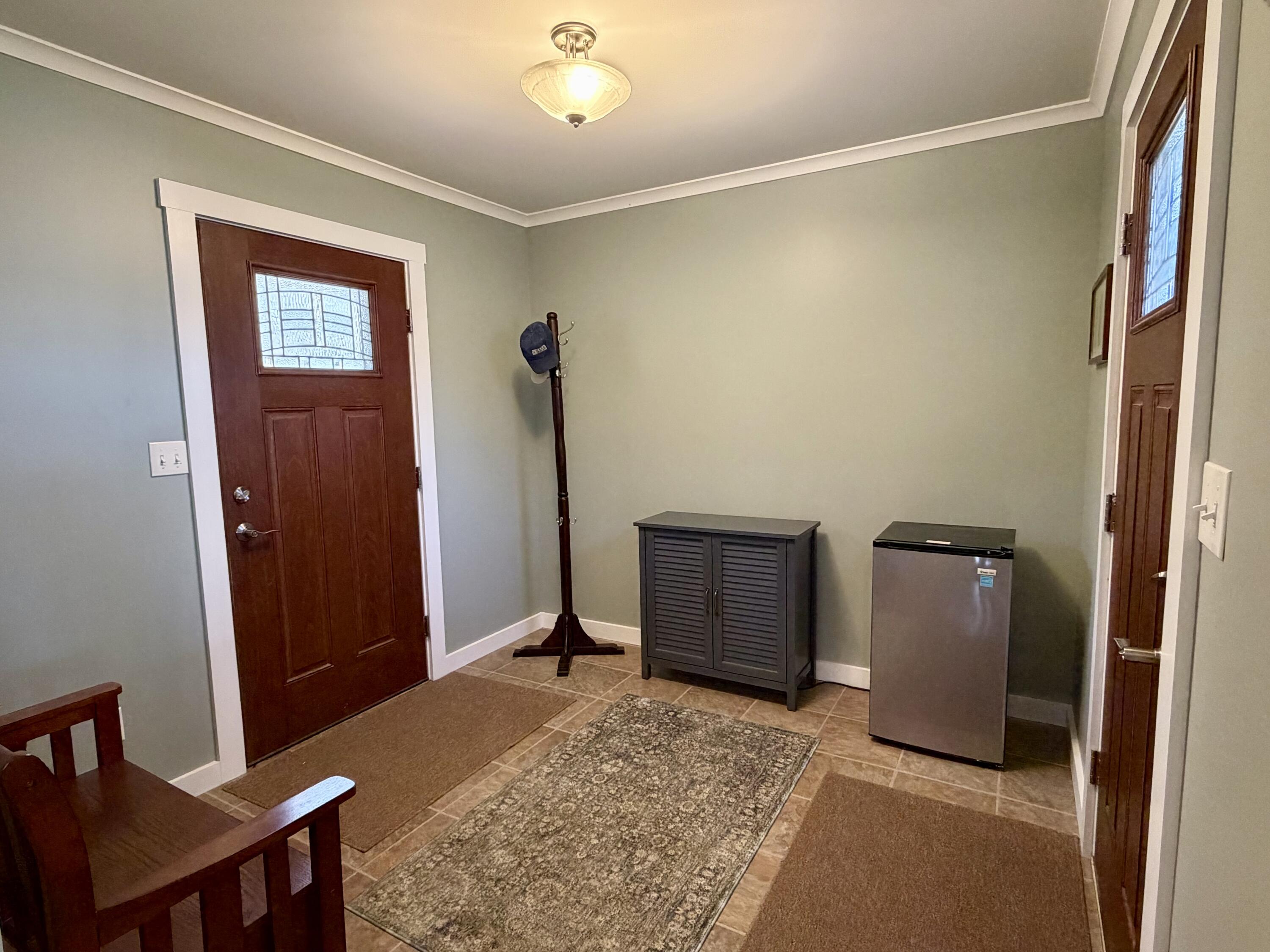 4616 Hiawatha Drive