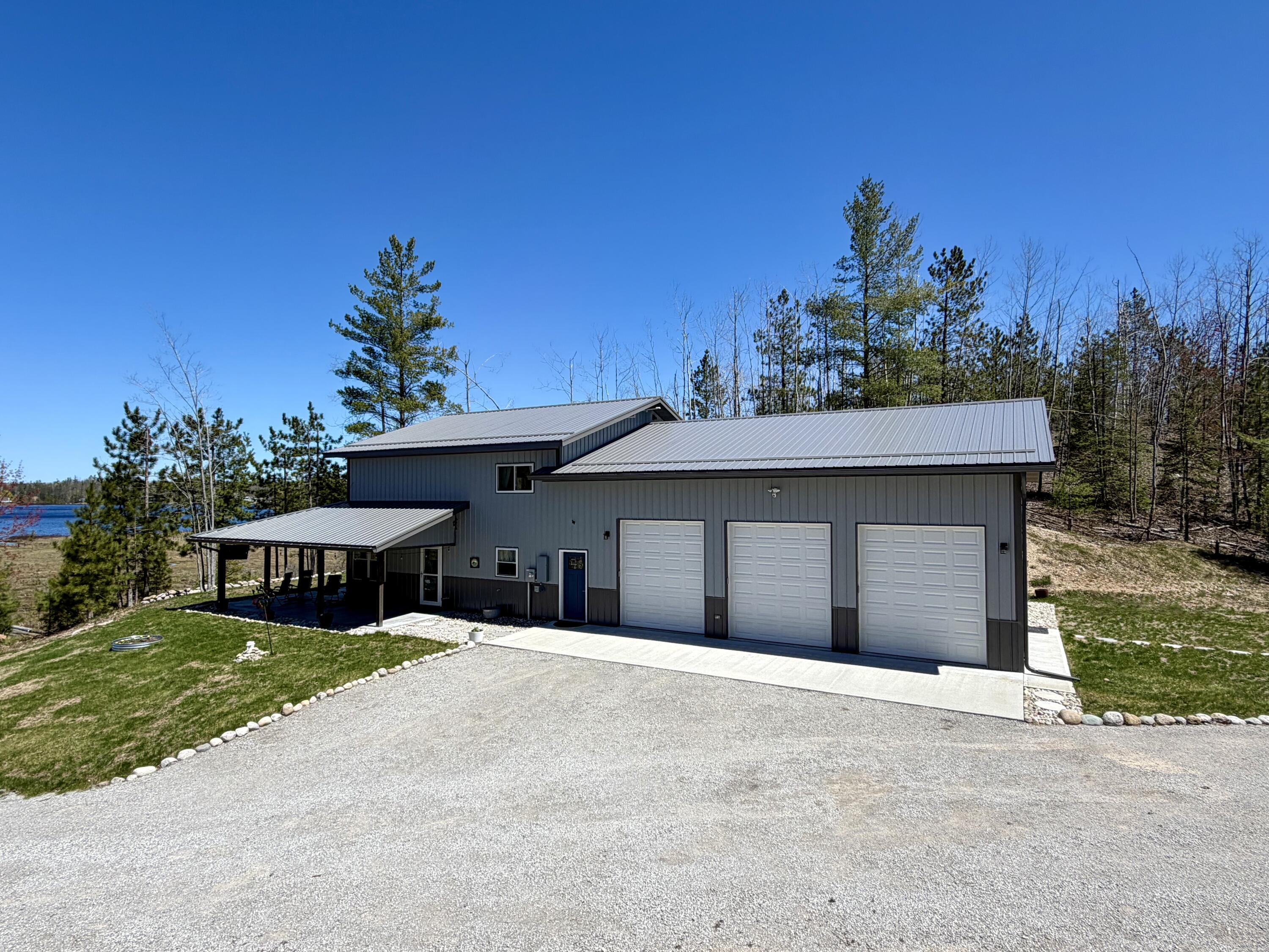 8690 Winding Rdg Drive