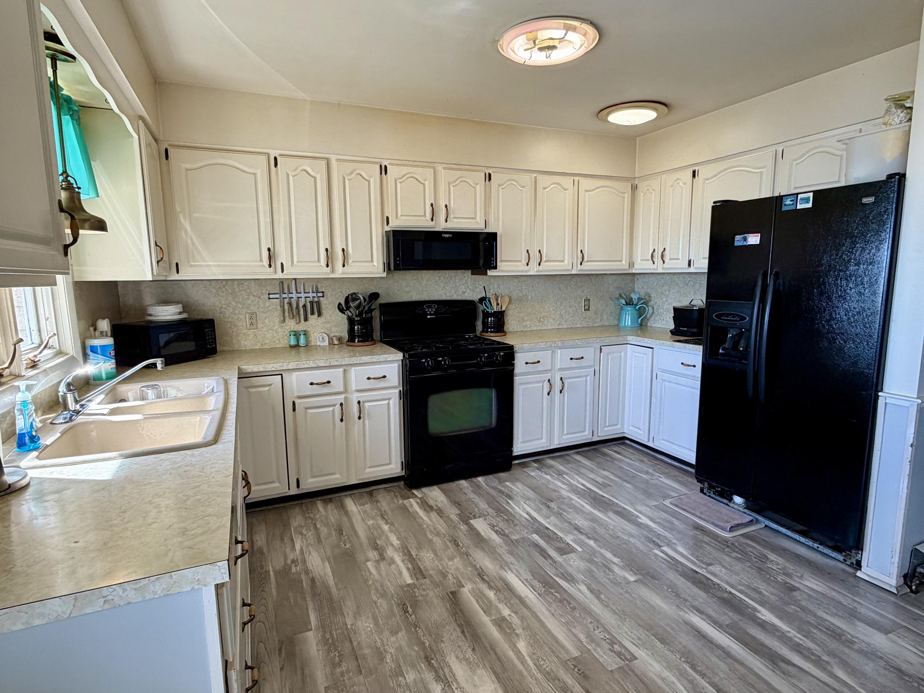 3468 N Straits Highway