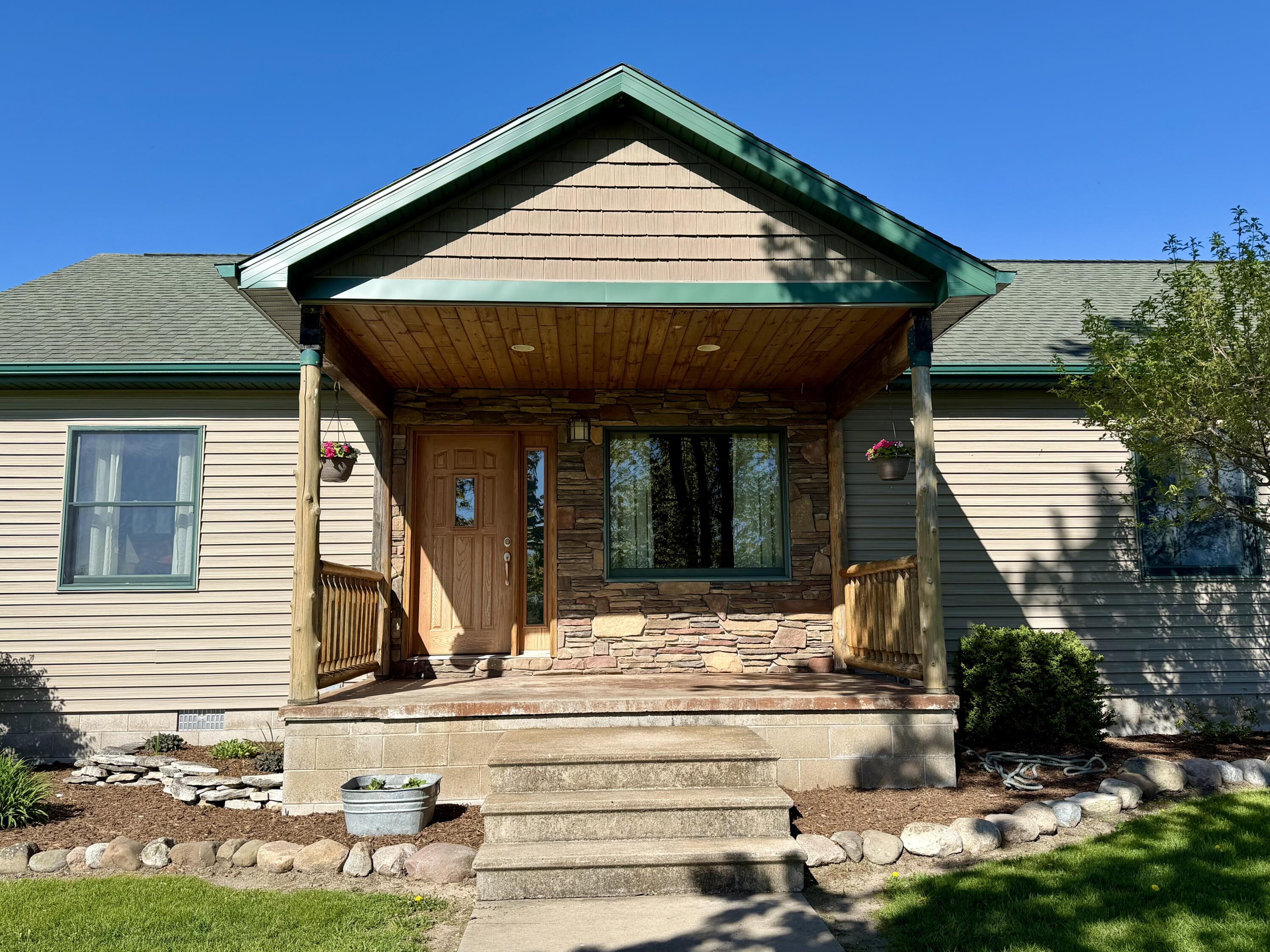 2181 E Levering Road