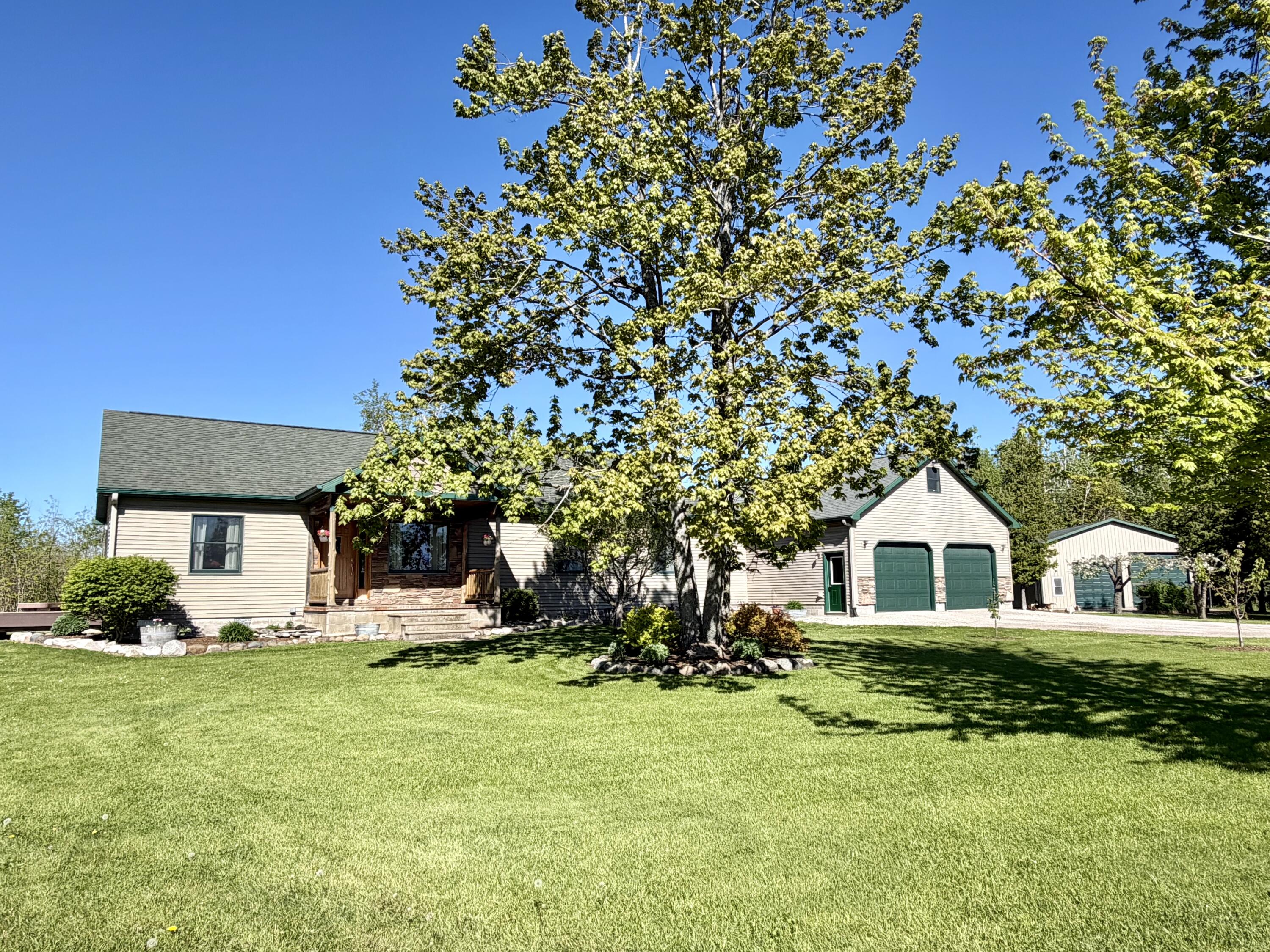 2181 E Levering Road