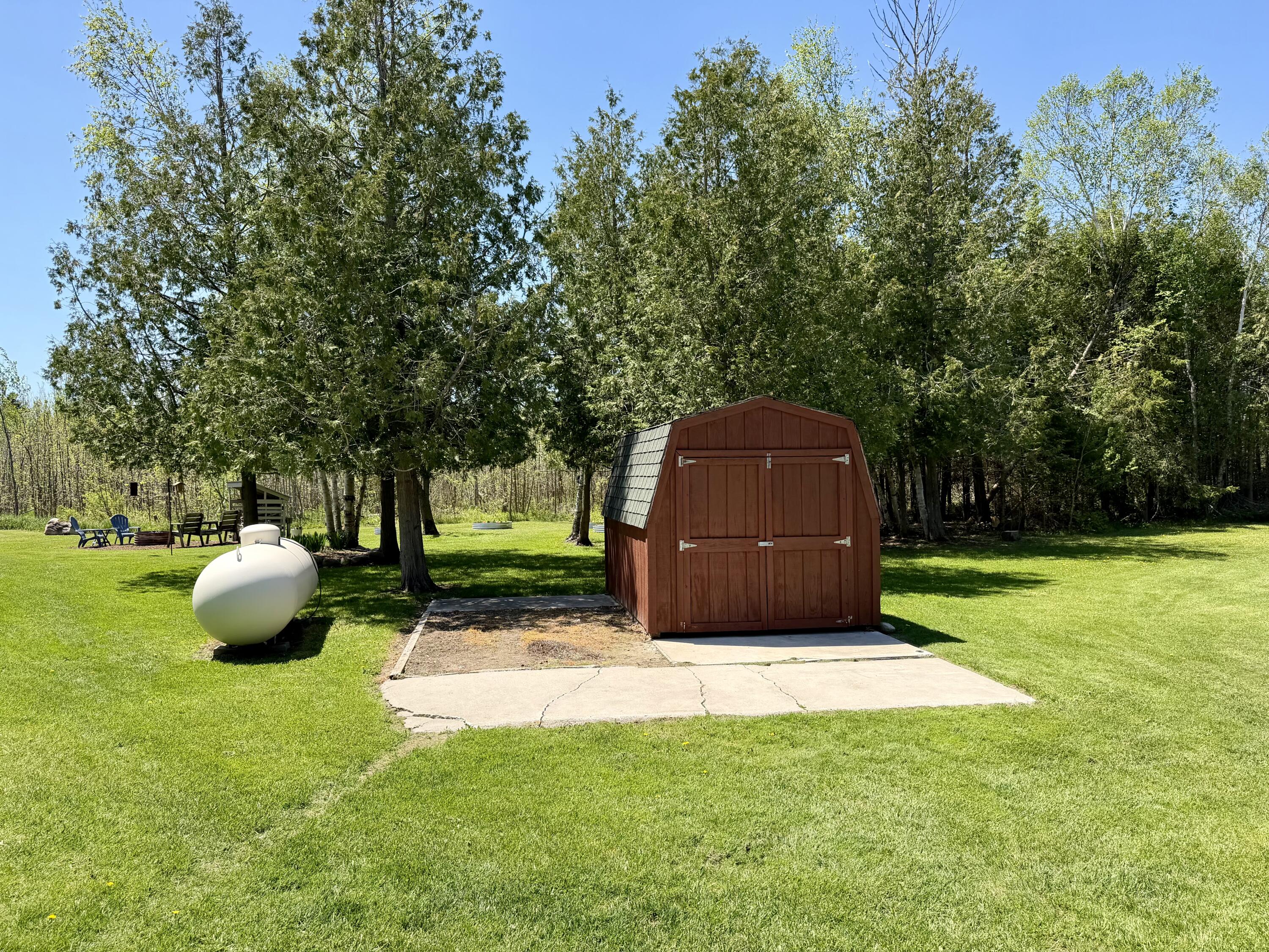 2181 E Levering Road