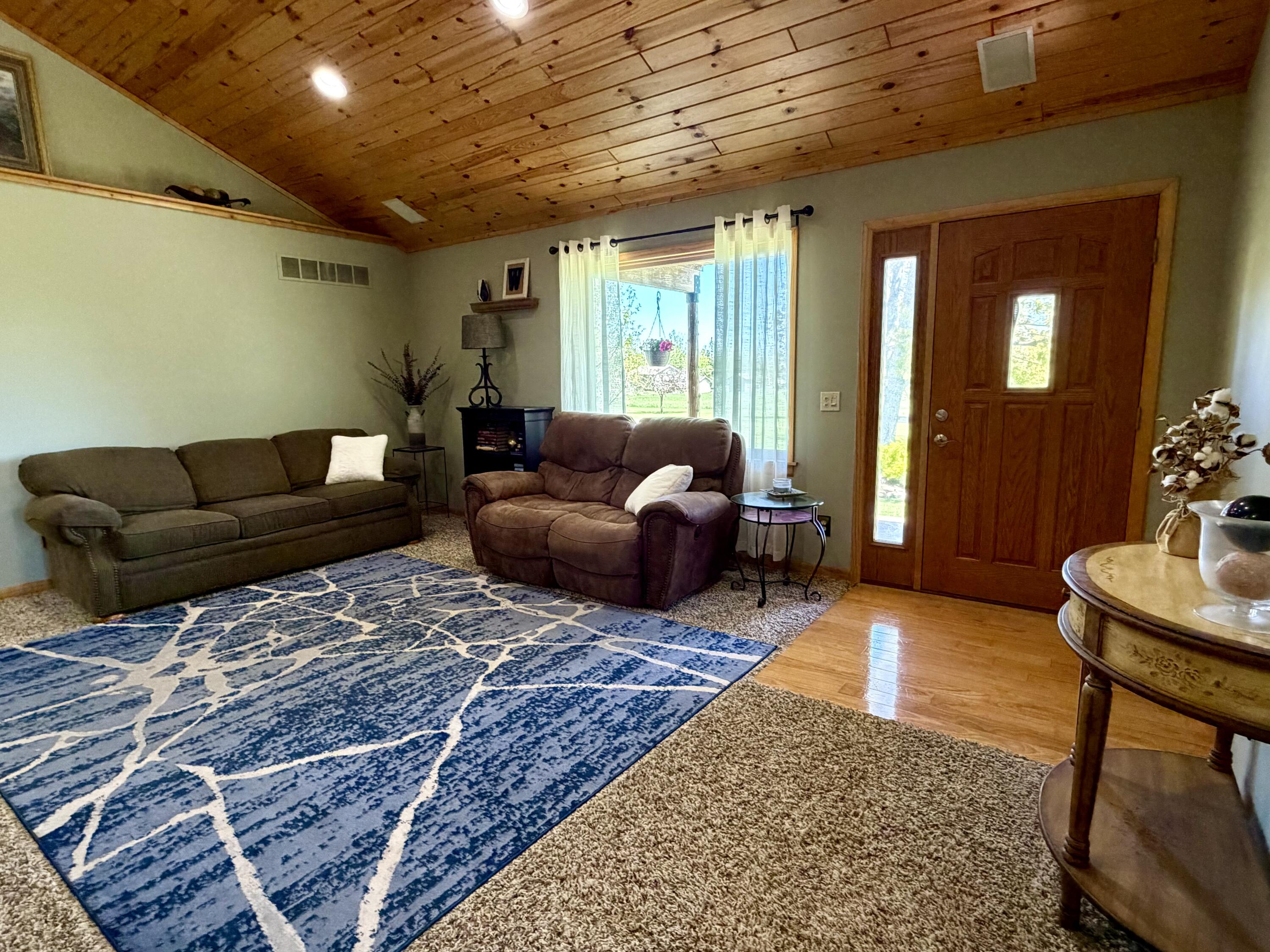 2181 E Levering Road