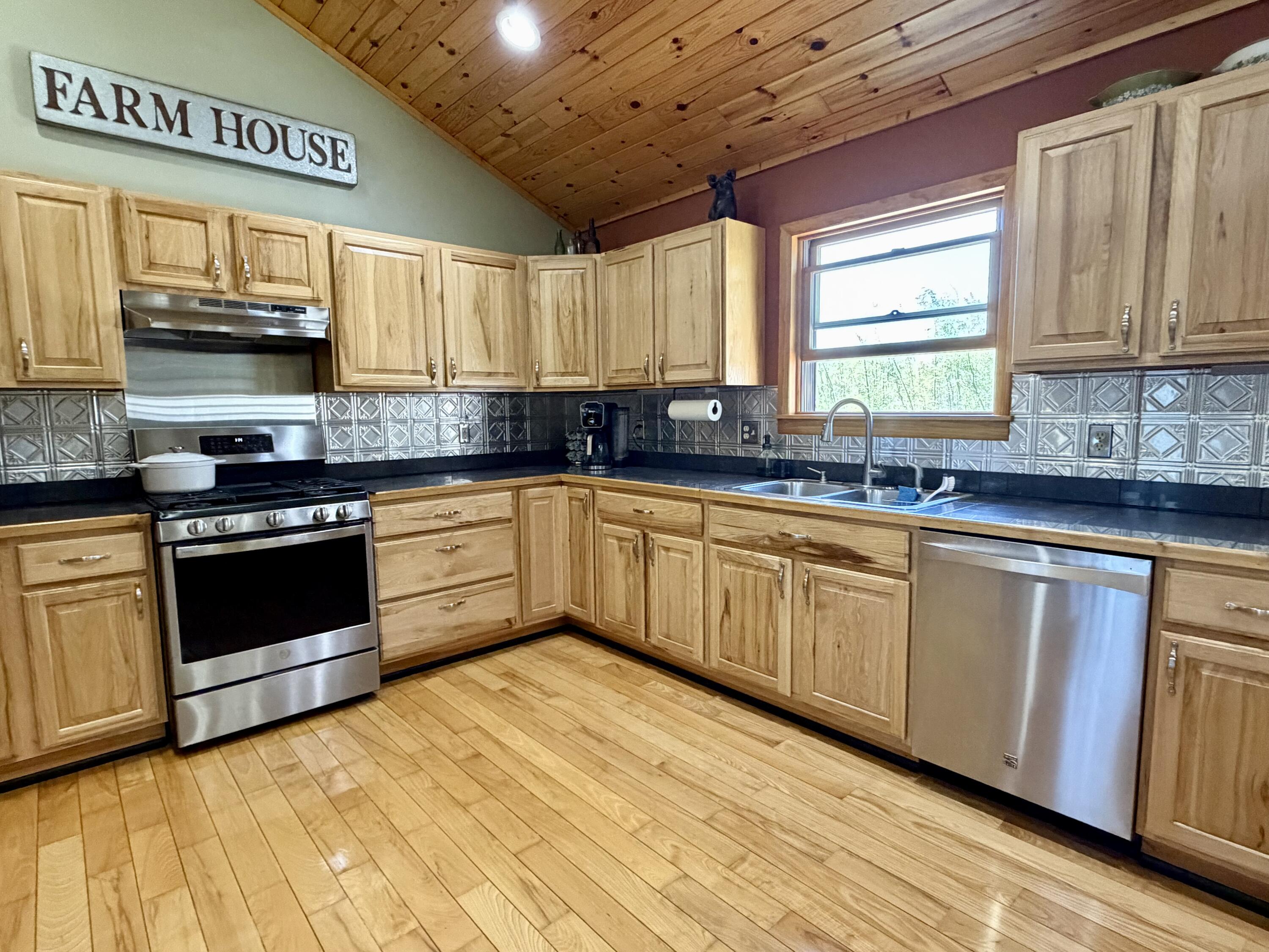 2181 E Levering Road
