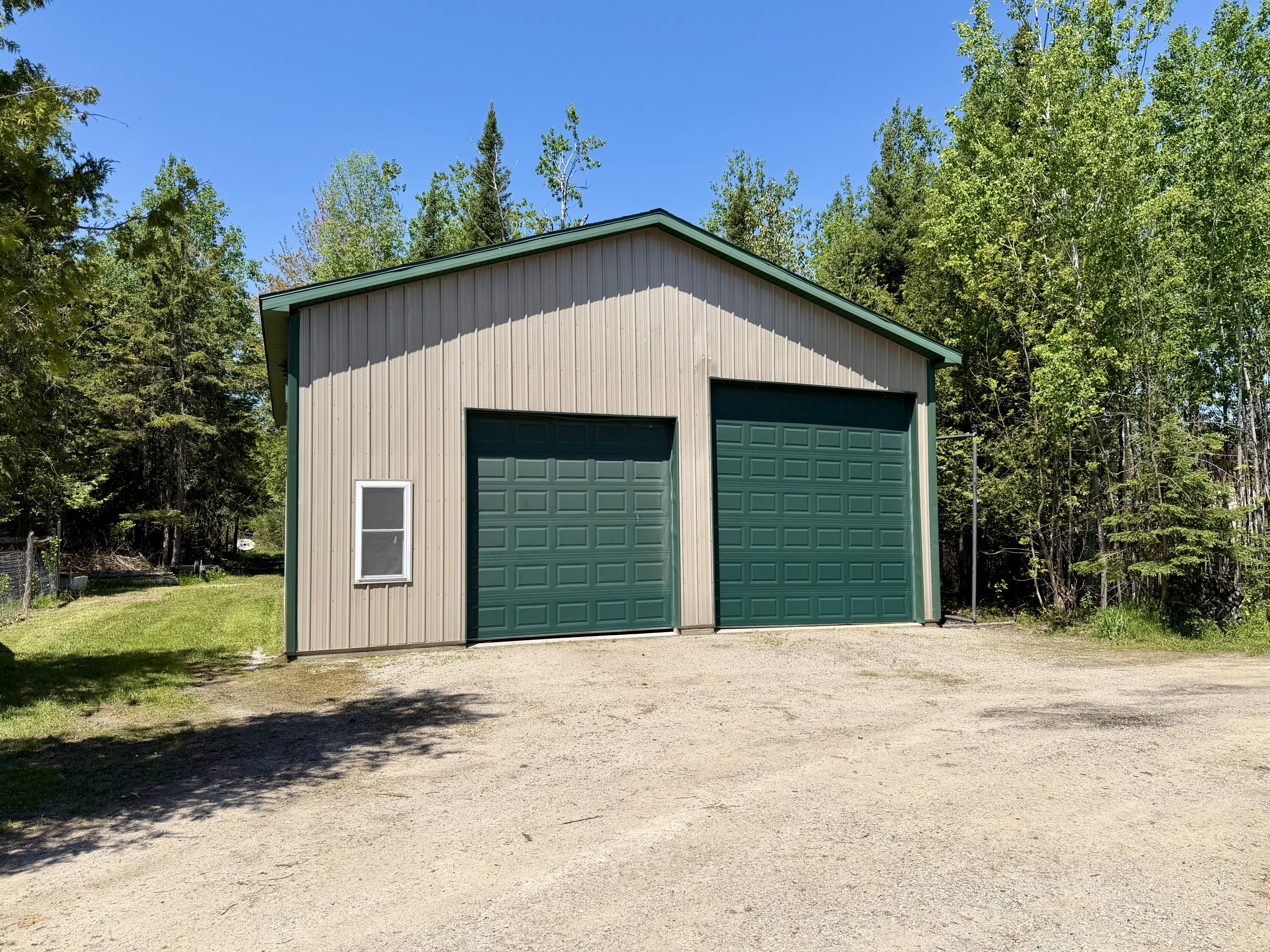 2181 E Levering Road