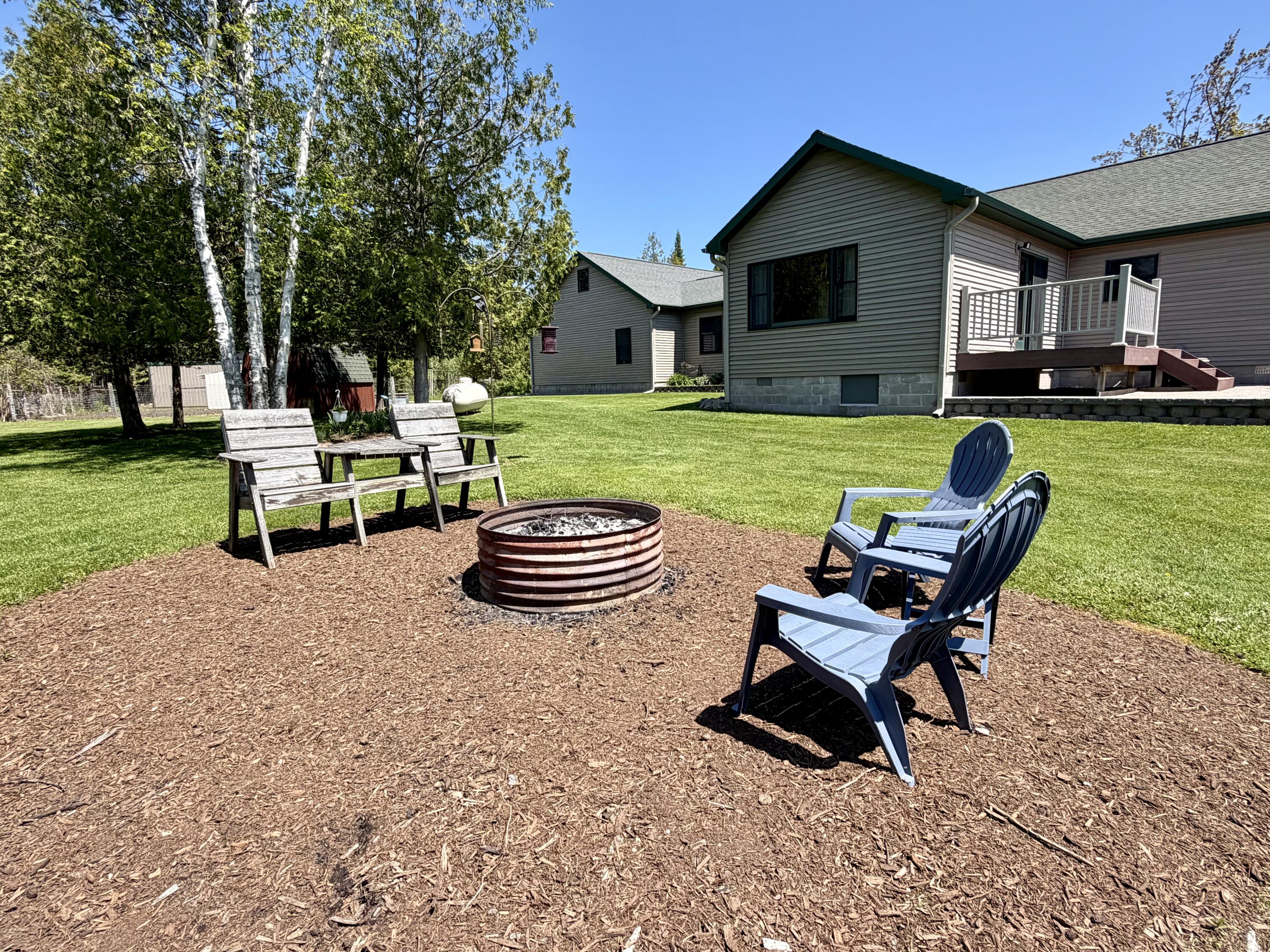 2181 E Levering Road