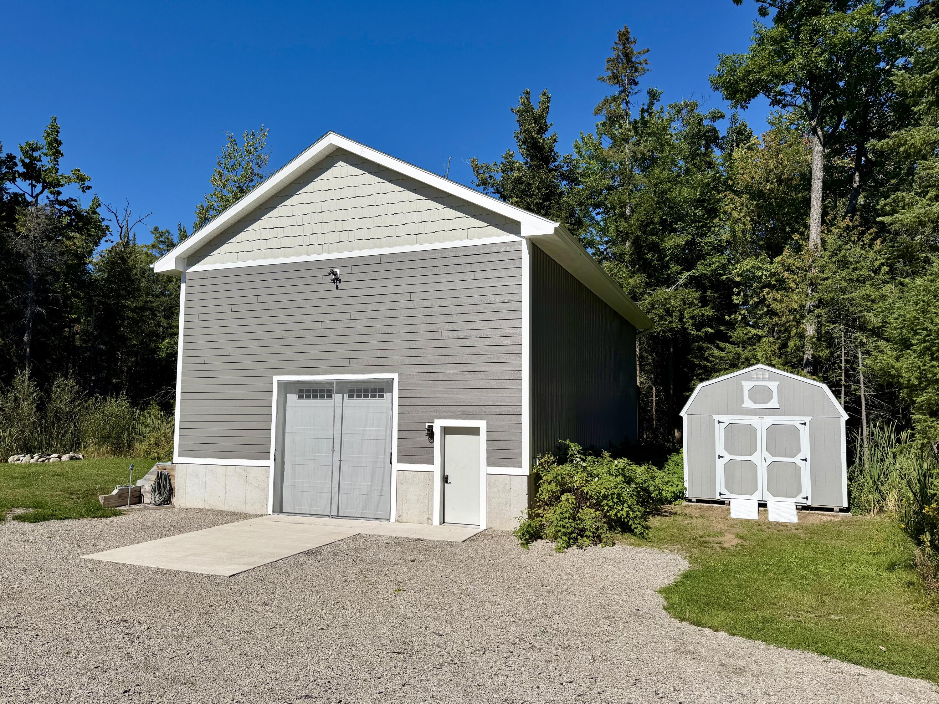 1539 Mullett Lake Woods Road