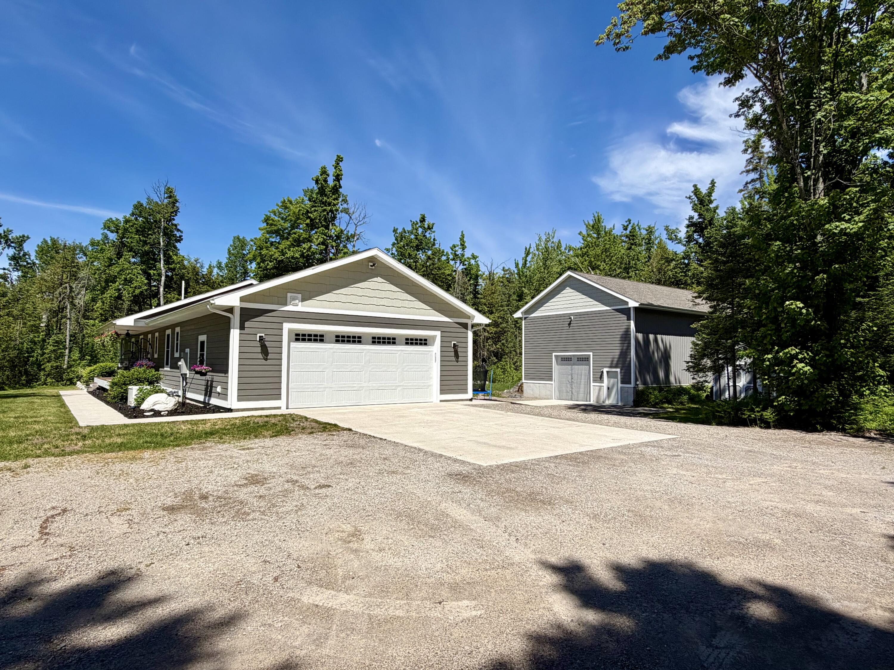 1539 Mullett Lake Woods Road