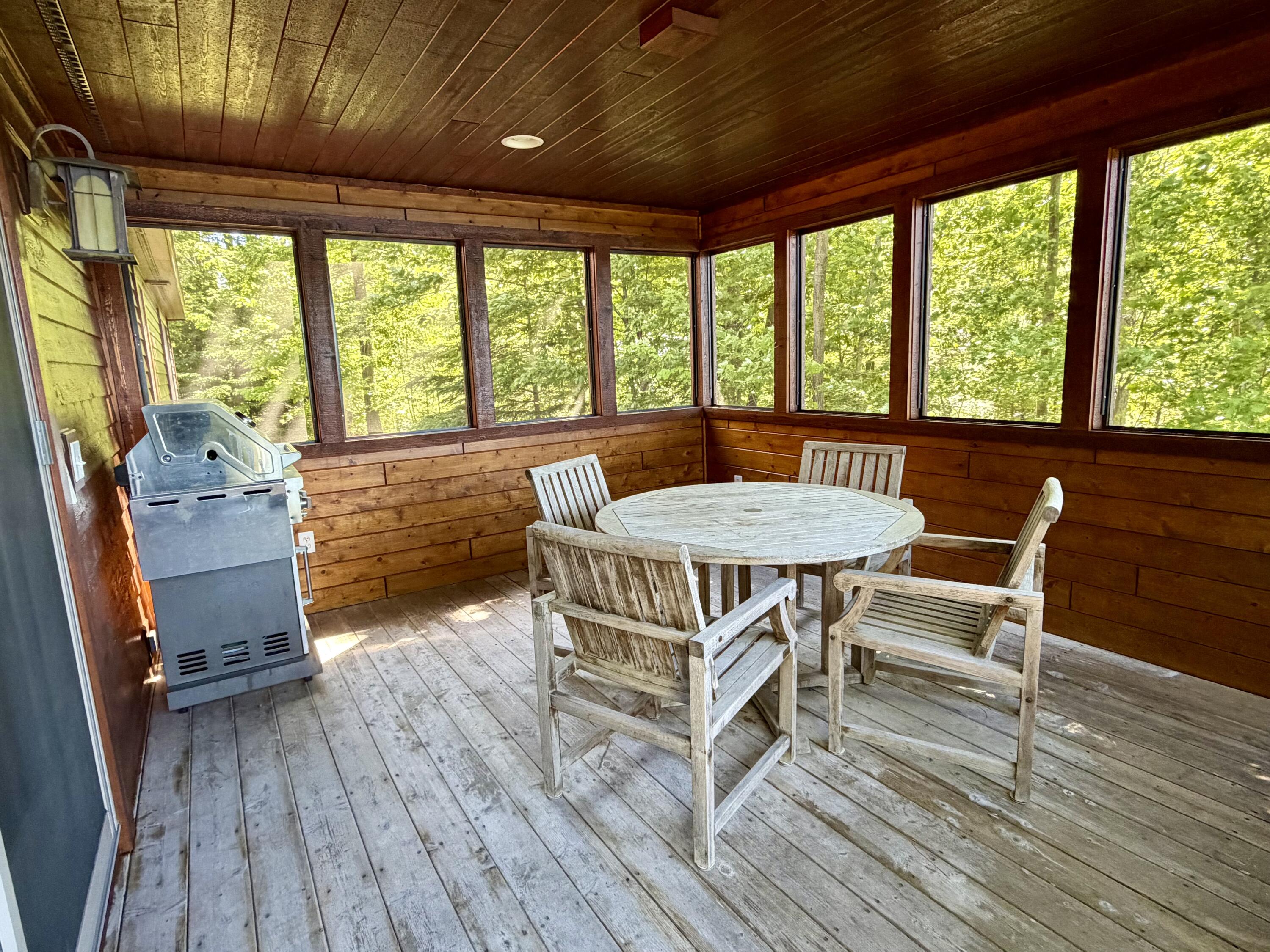 4482 Norway Trail