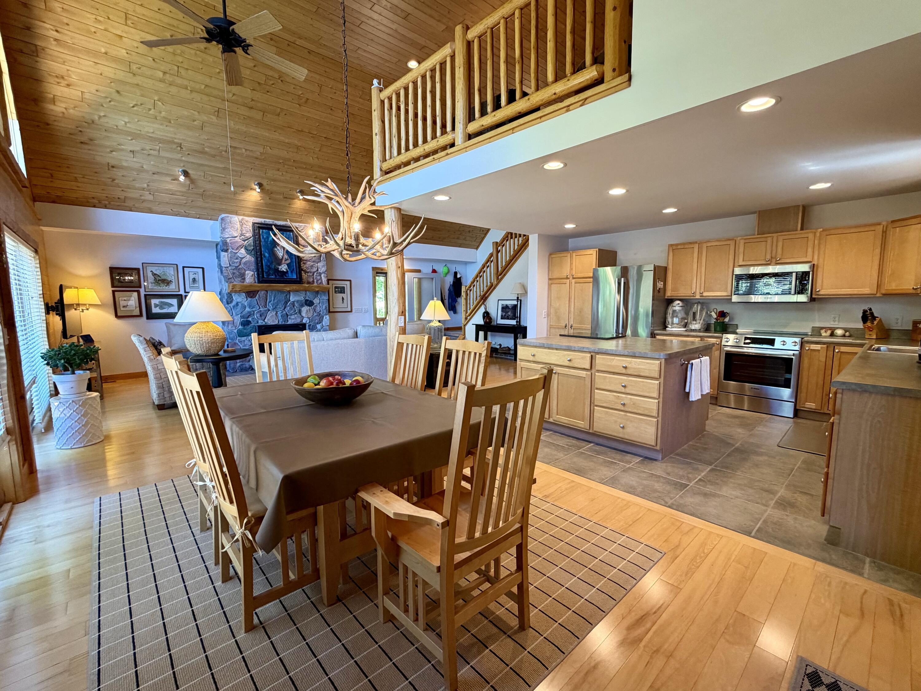 4482 Norway Trail
