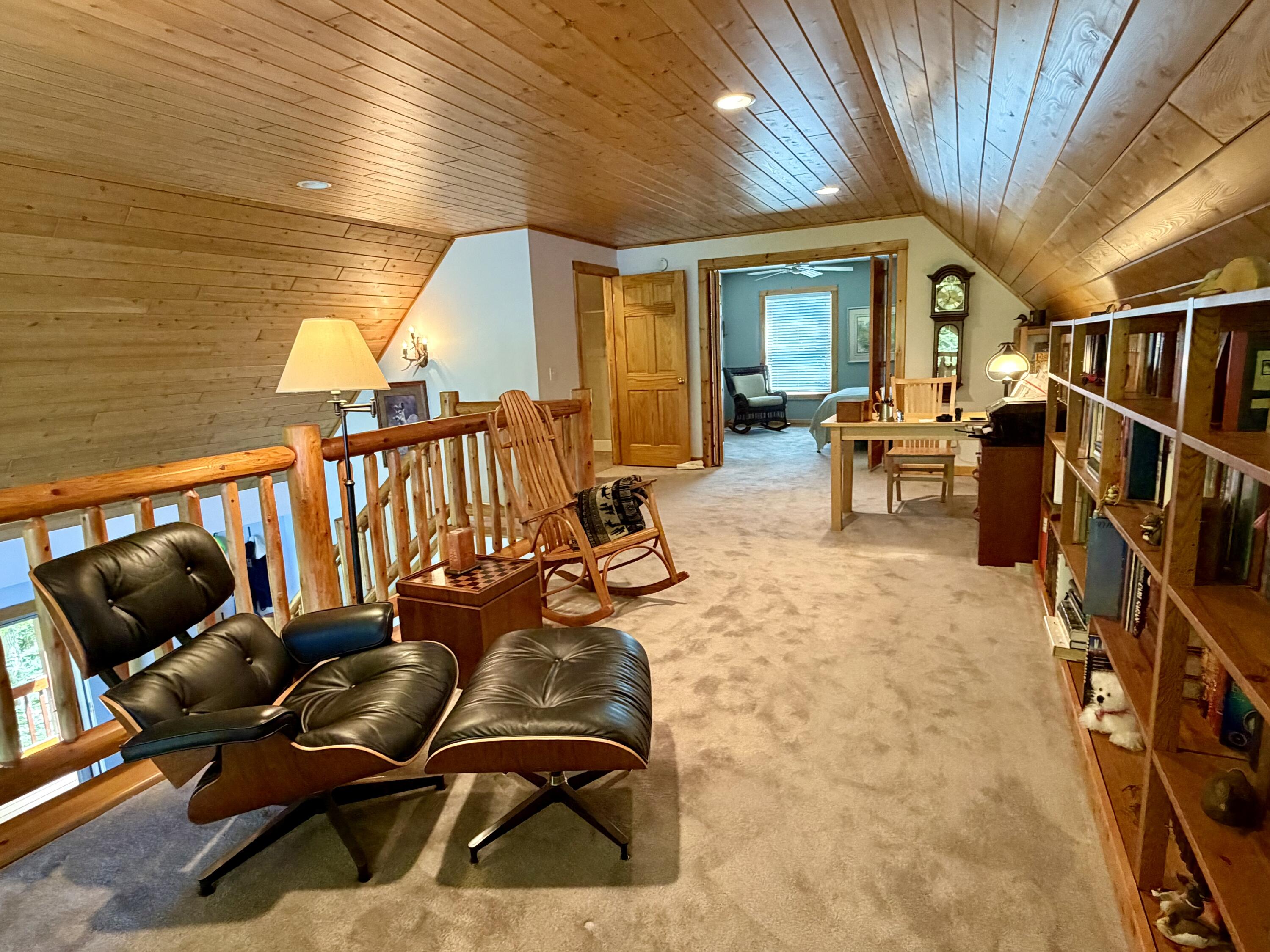 4482 Norway Trail