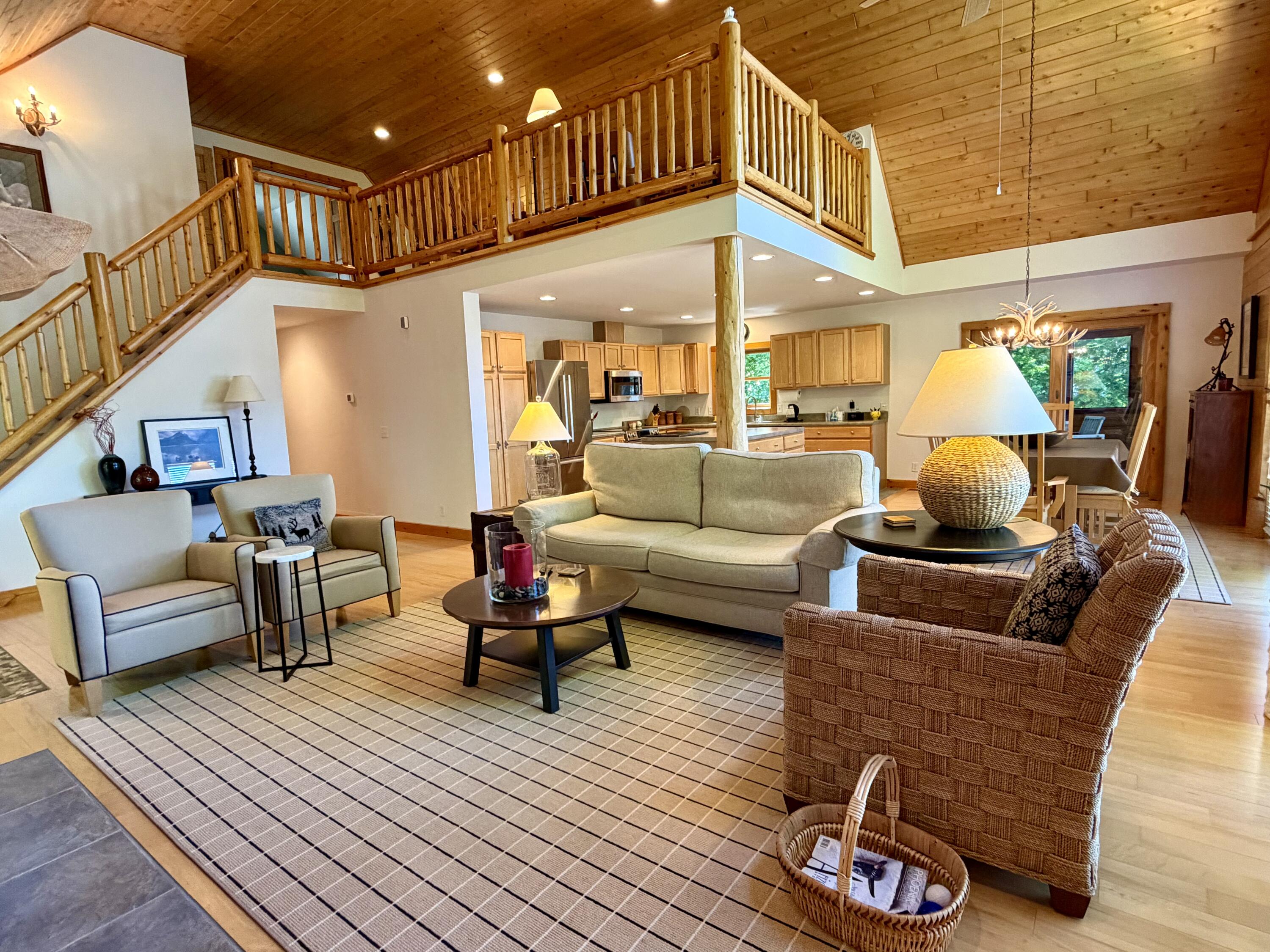 4482 Norway Trail