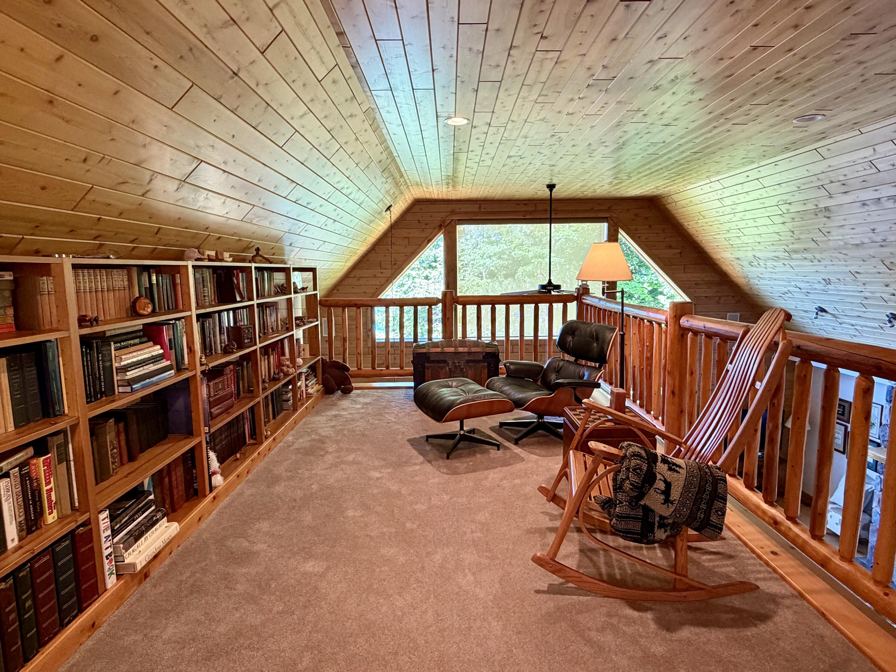 4482 Norway Trail