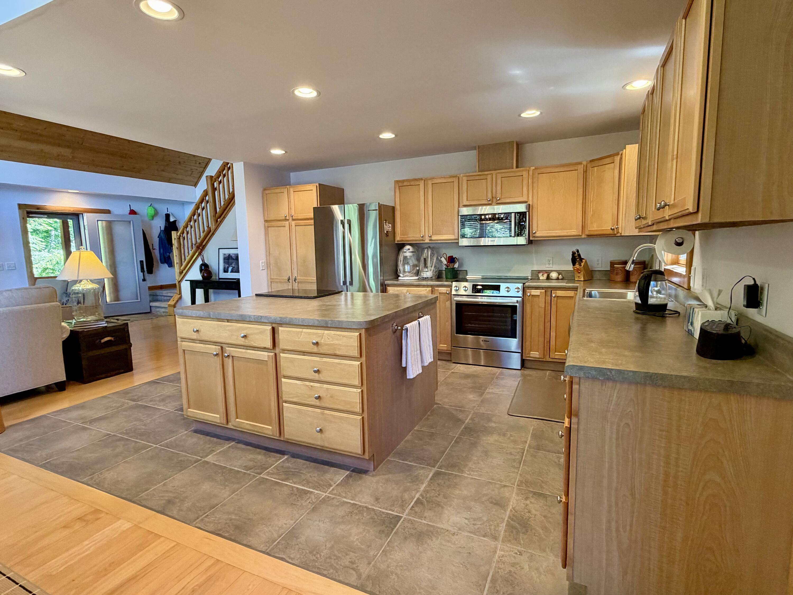 4482 Norway Trail