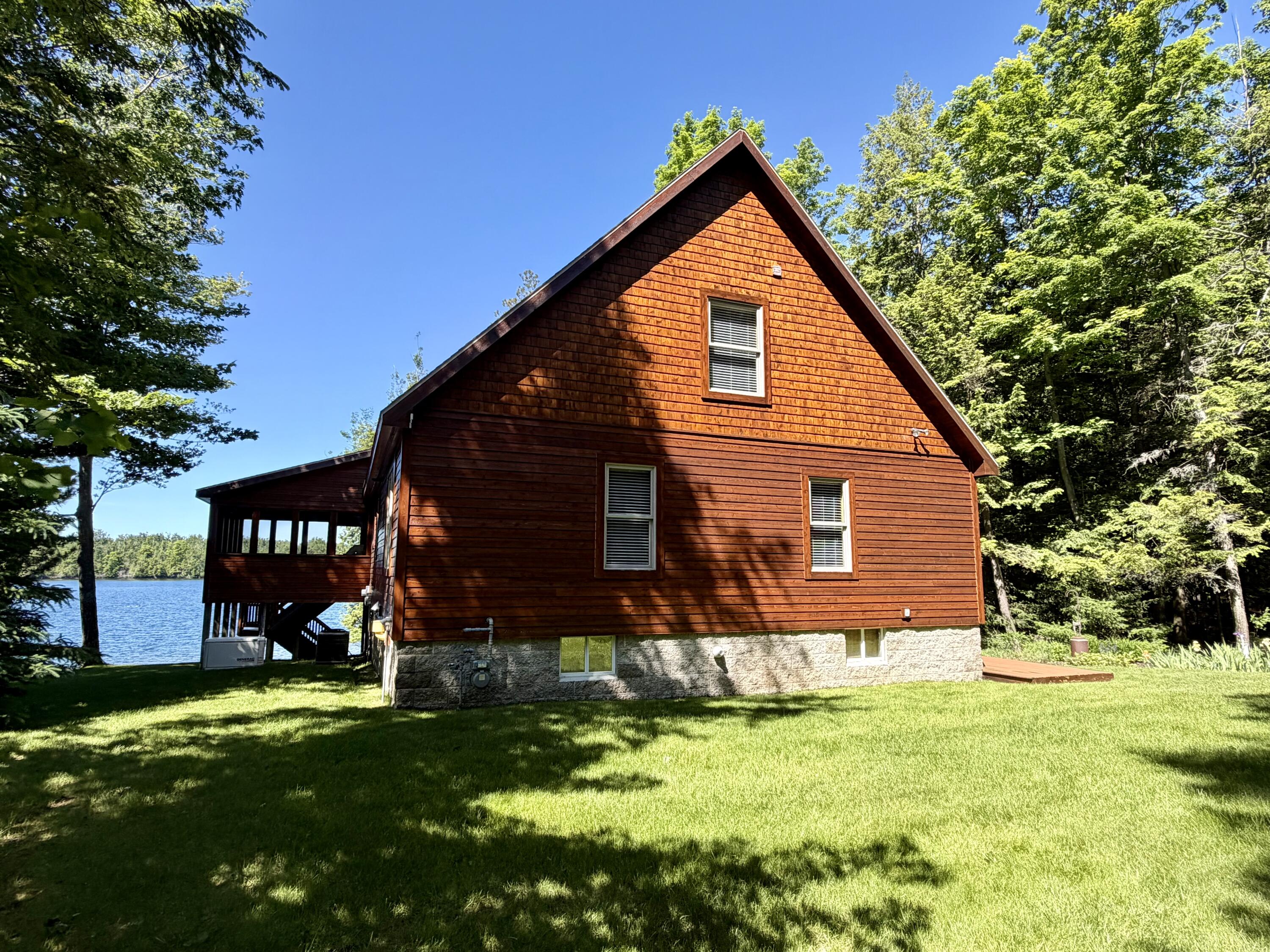 4482 Norway Trail