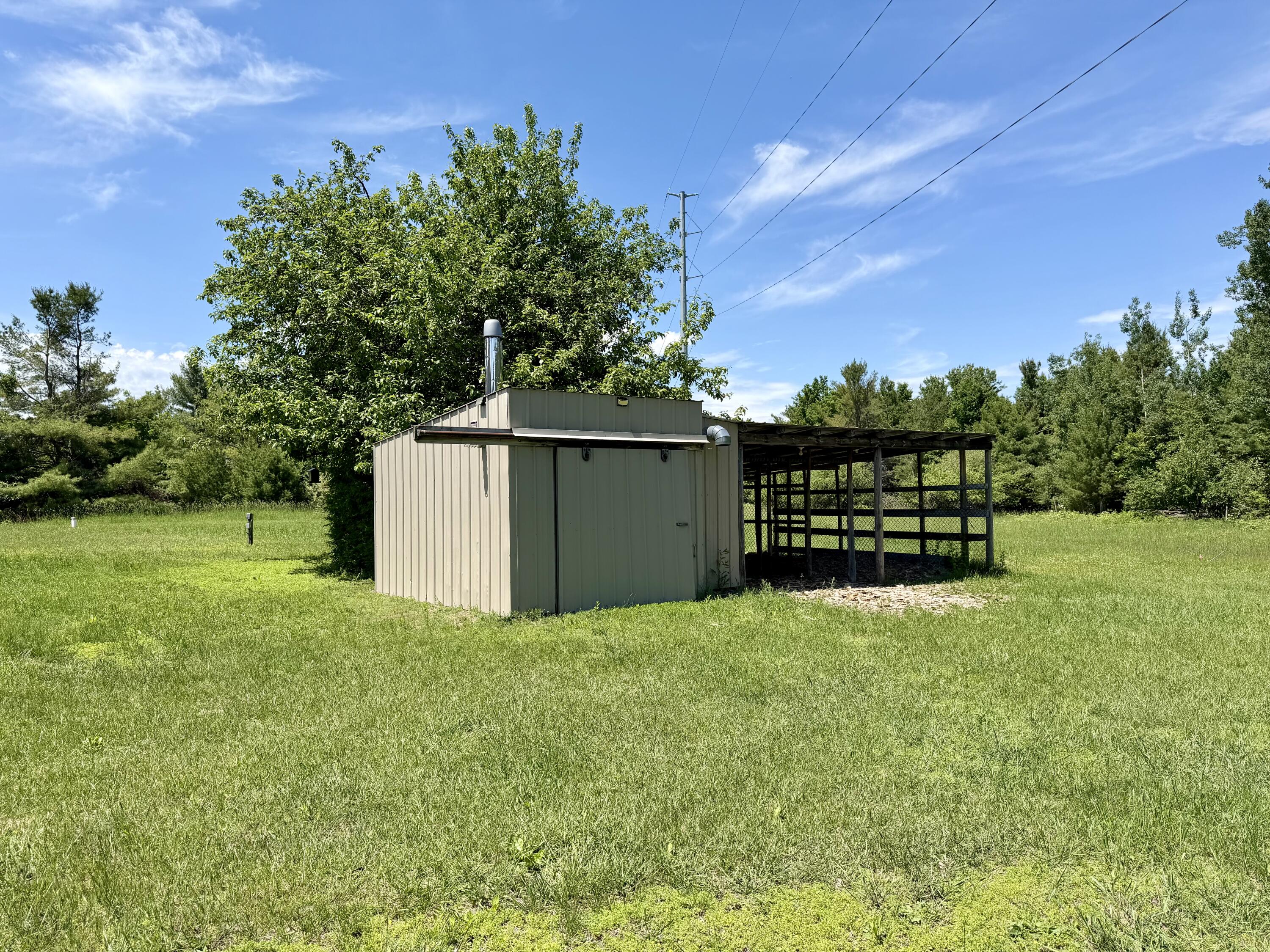 1501 Hackmatack Road