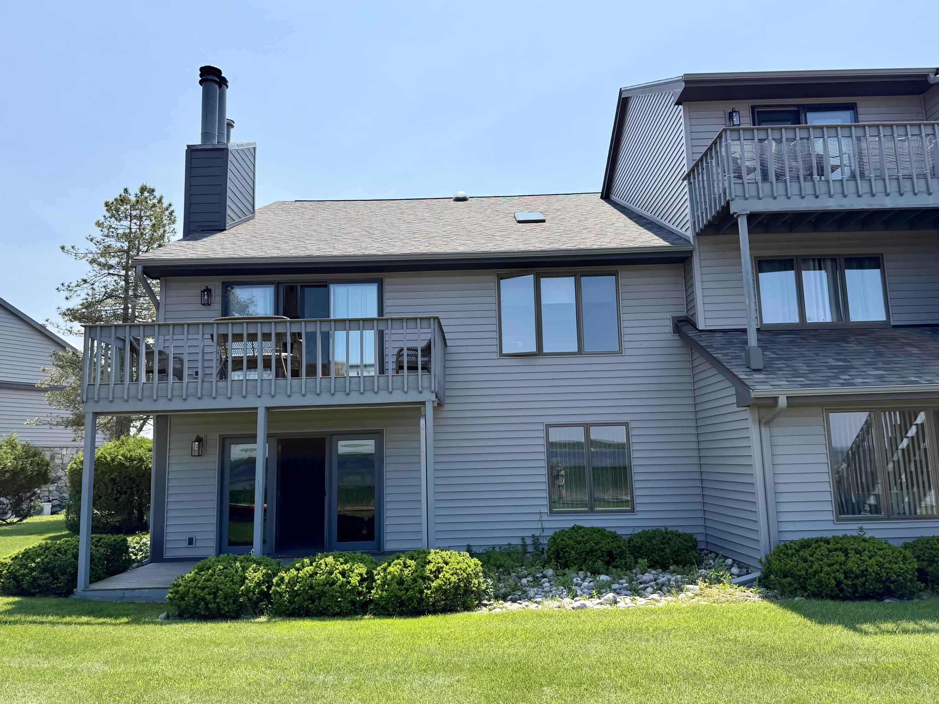 2515 Harrison Avenue, Unit 101
