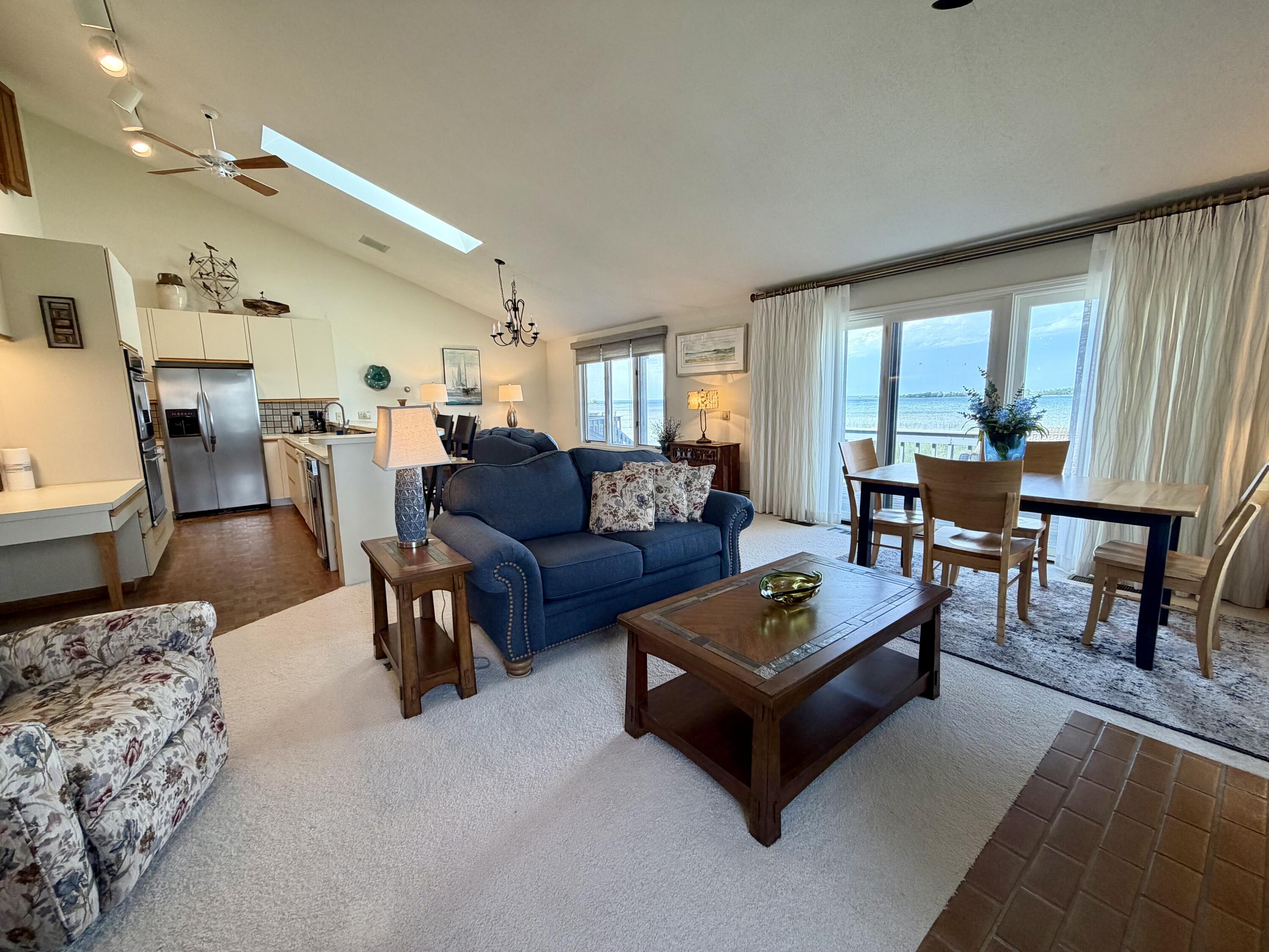 2515 Harrison Avenue, Unit 101