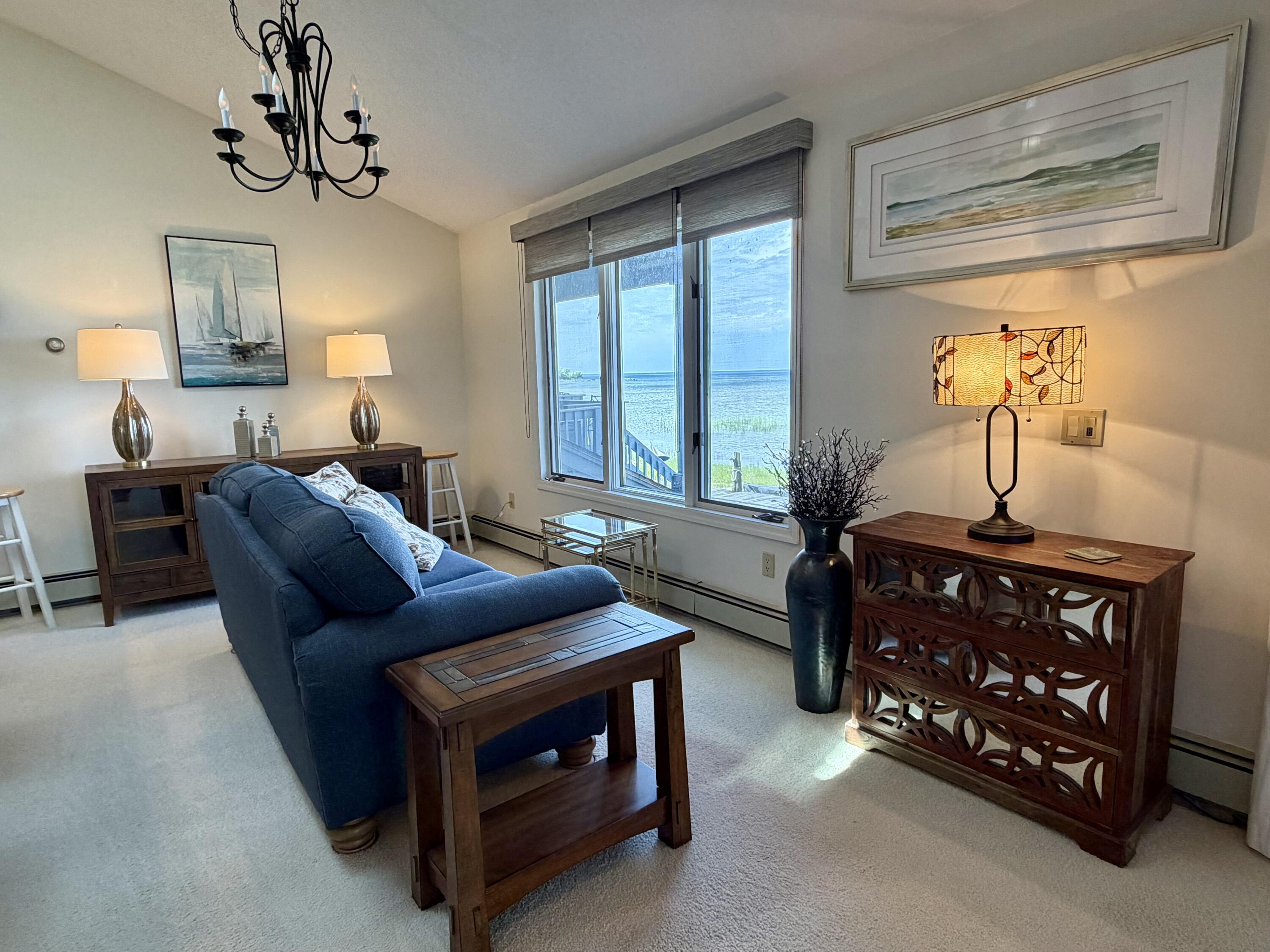 2515 Harrison Avenue, Unit 101