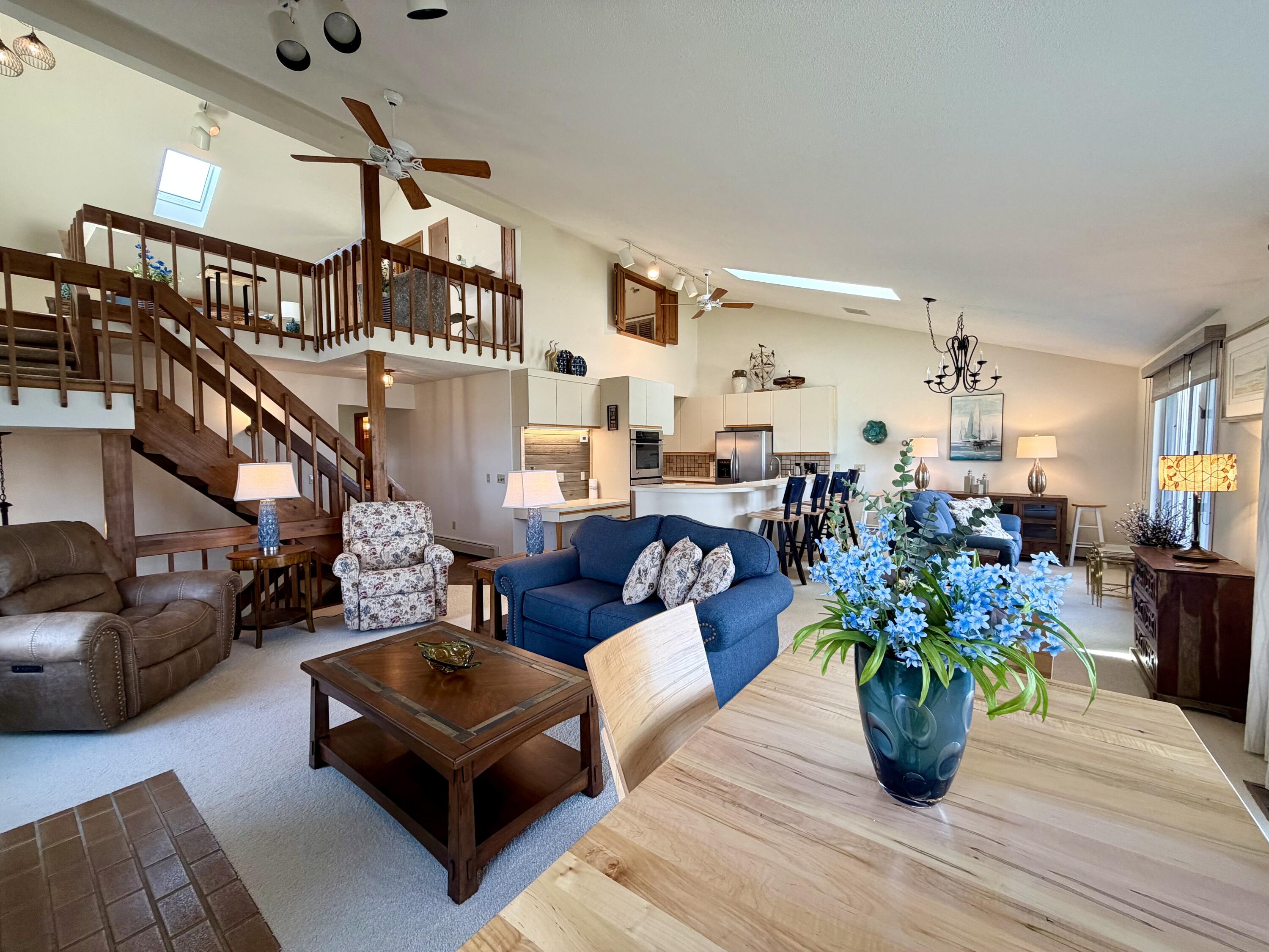 2515 Harrison Avenue, Unit 101