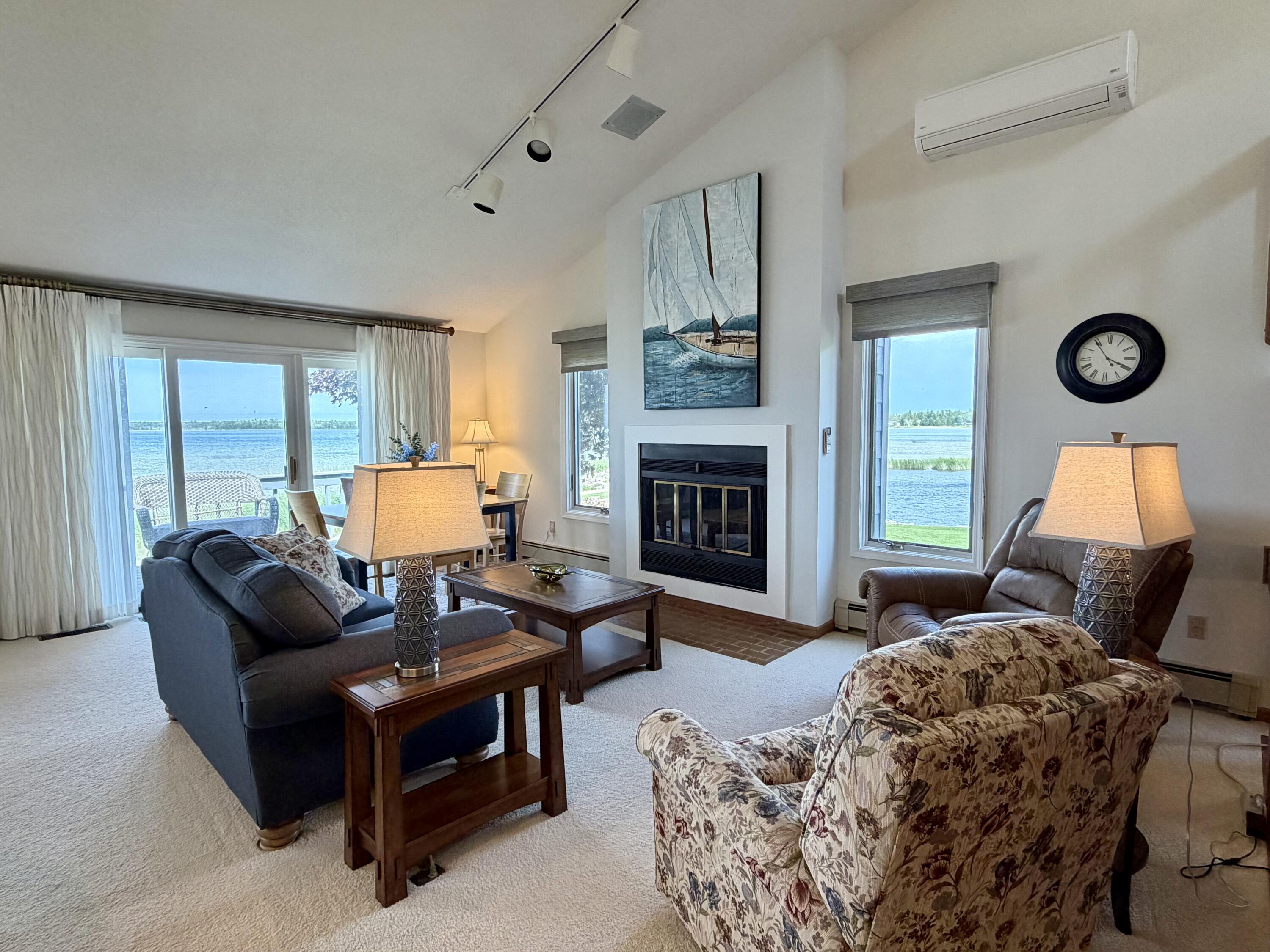 2515 Harrison Avenue, Unit 101