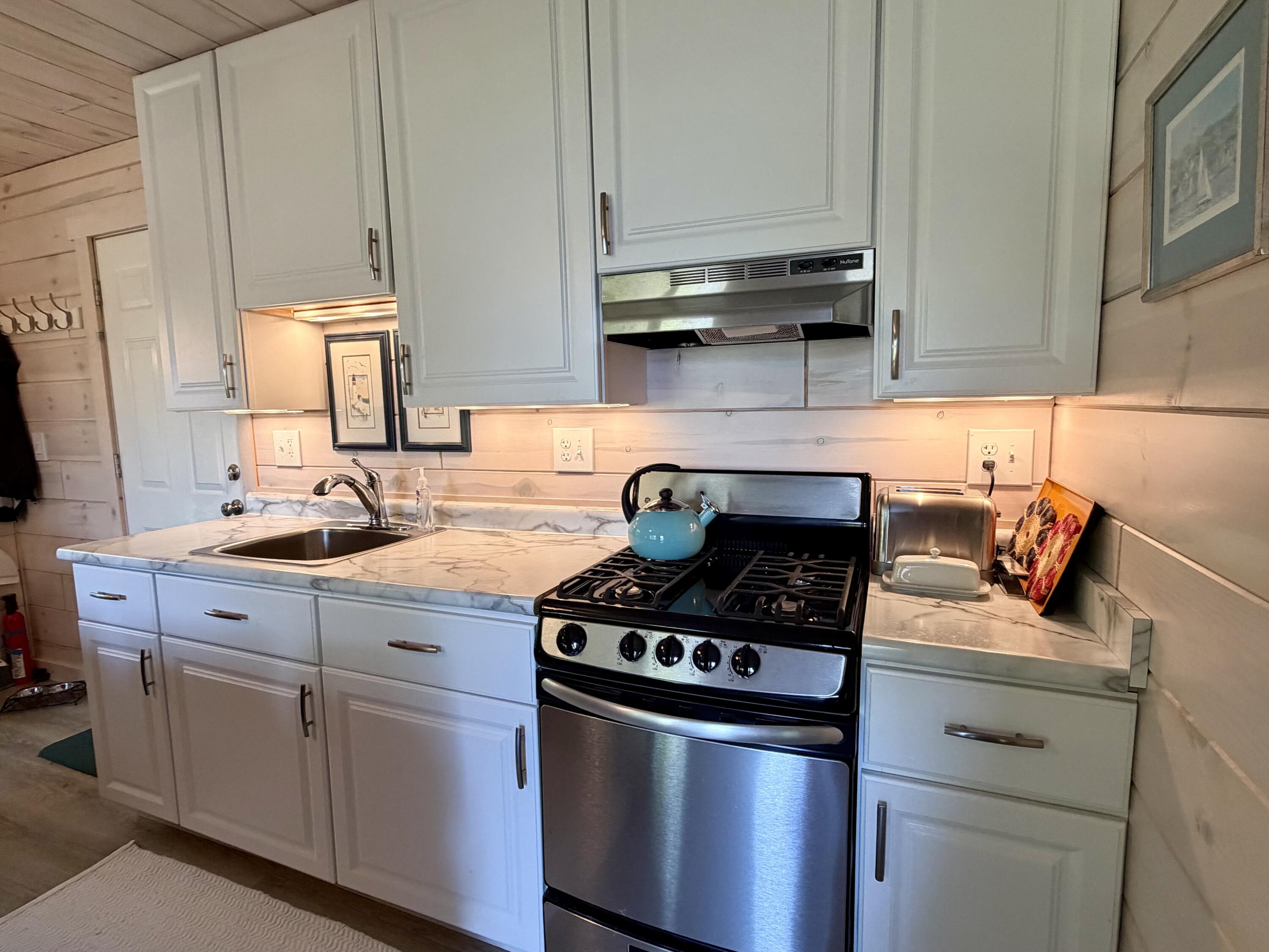 10705 Huron Trail