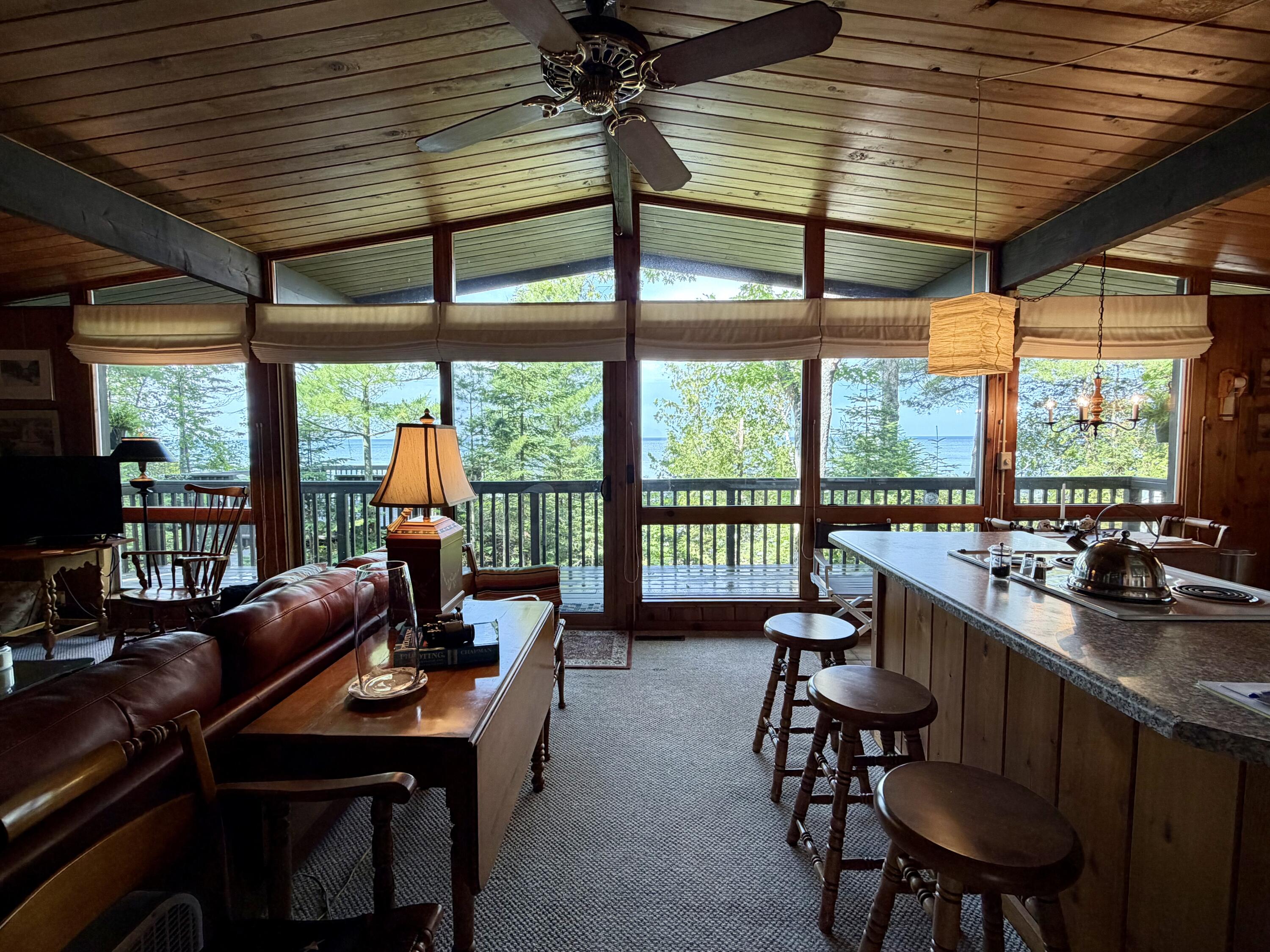 10705 Huron Trail