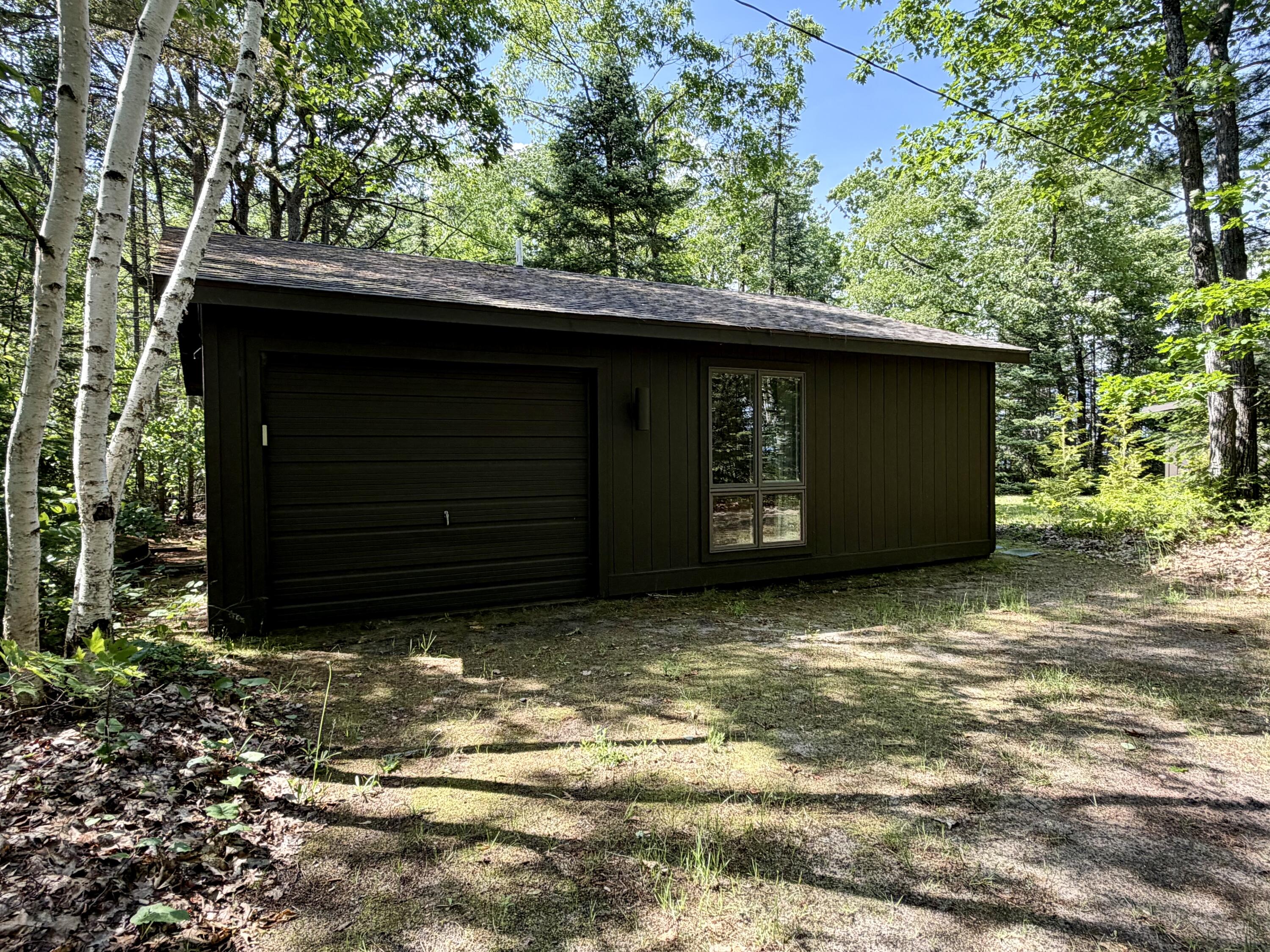 10705 Huron Trail