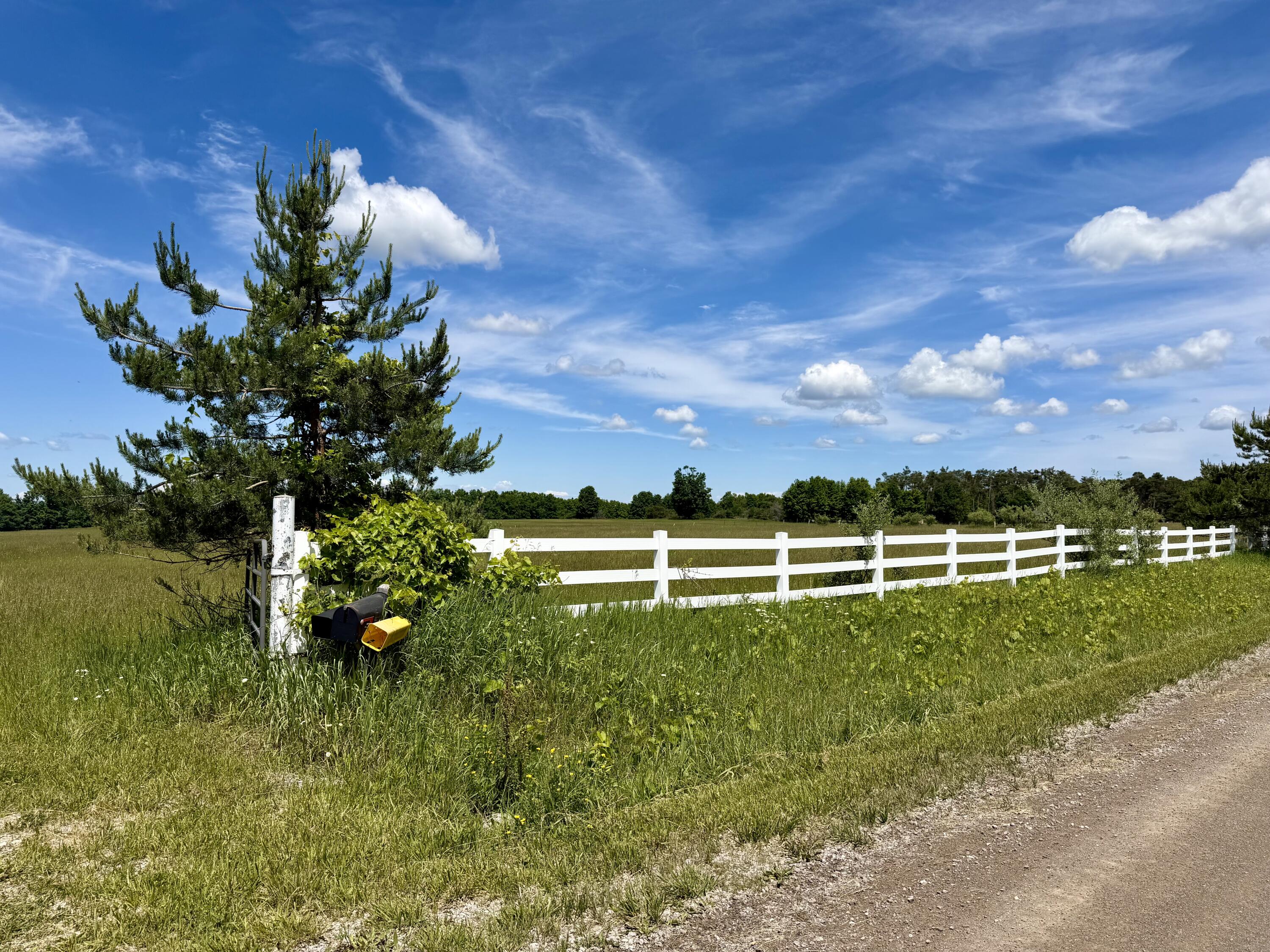 1321 Pioneer Road, 8.11 acres