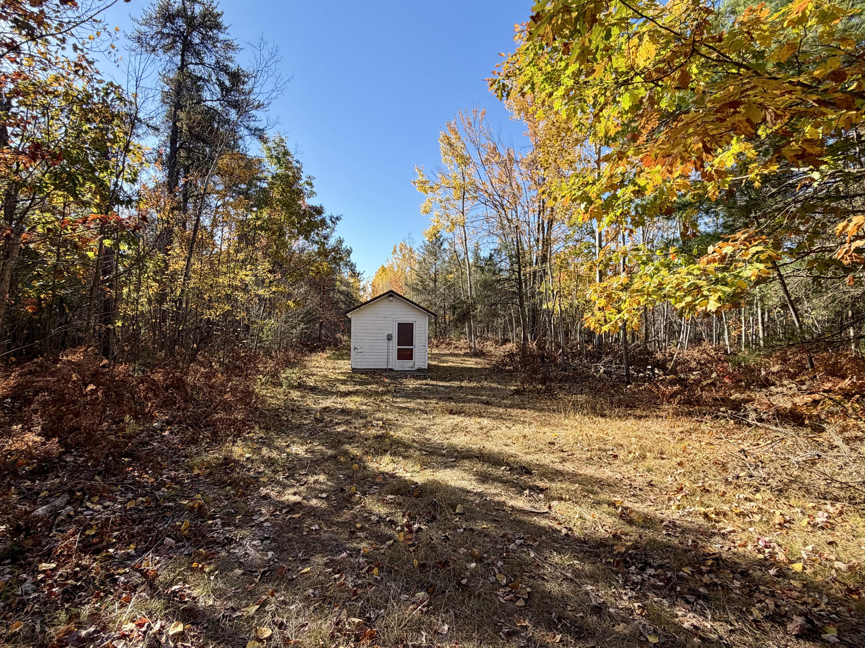 450 S Brown Trail, 20 acres