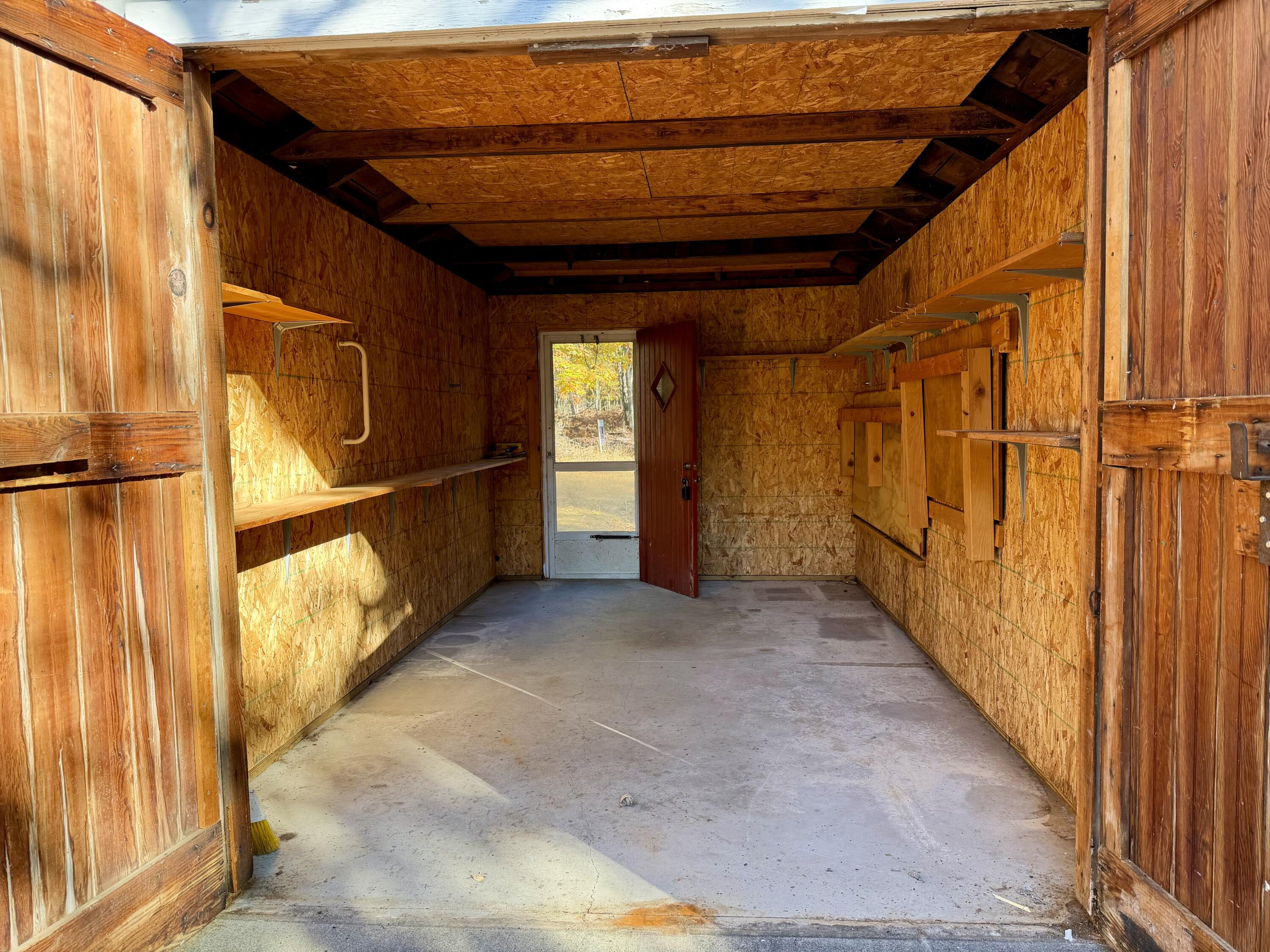 450 S Brown Trail, 20 acres