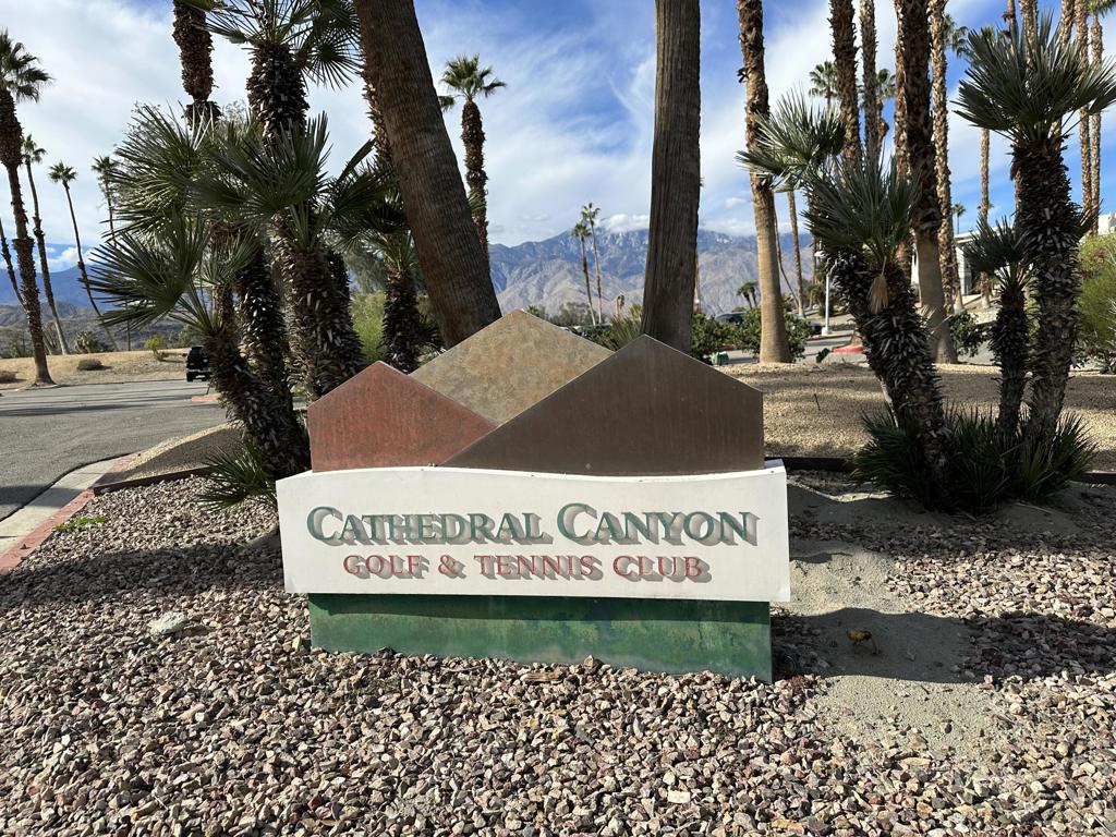 67935 Seven Oaks Drive