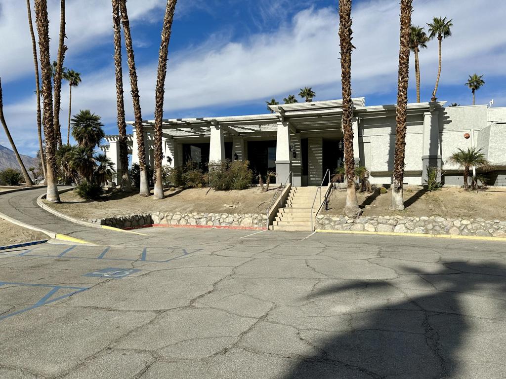 67935 Seven Oaks Drive