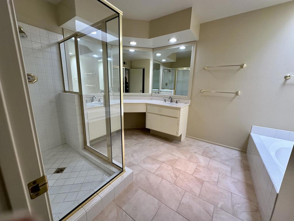 67935 Seven Oaks Drive