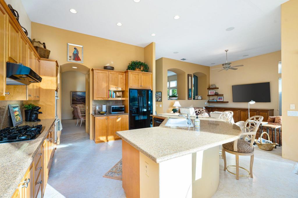 57587 Colonial