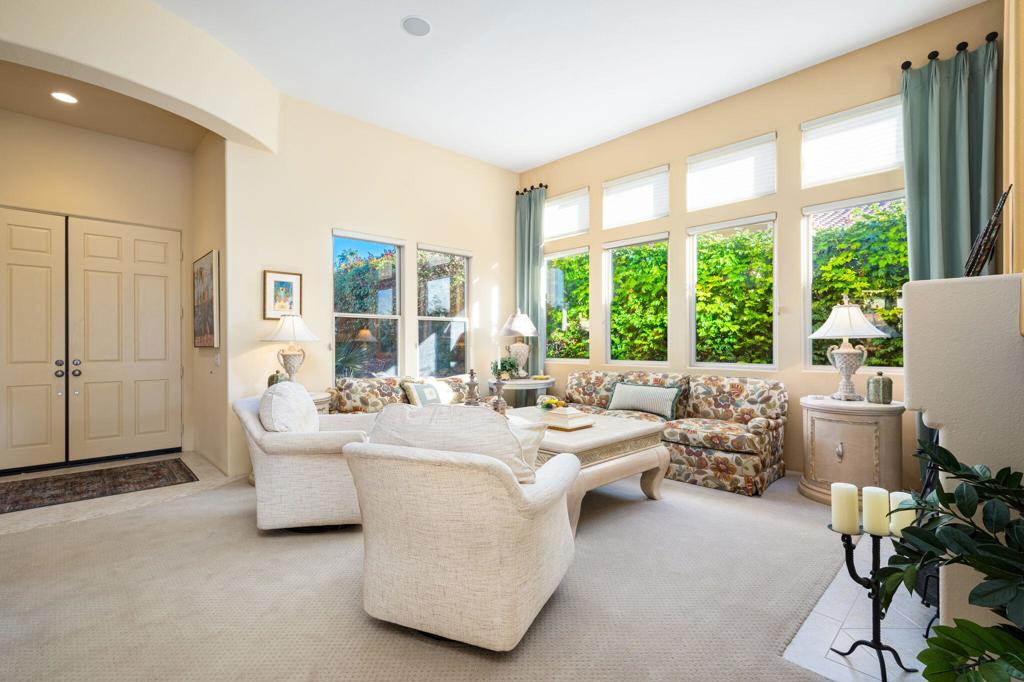 57587 Colonial
