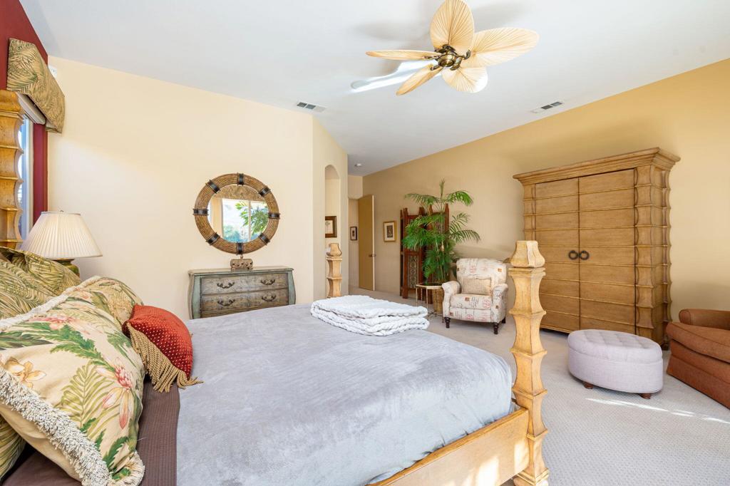57587 Colonial