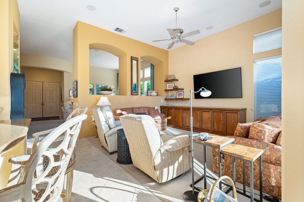57587 Colonial