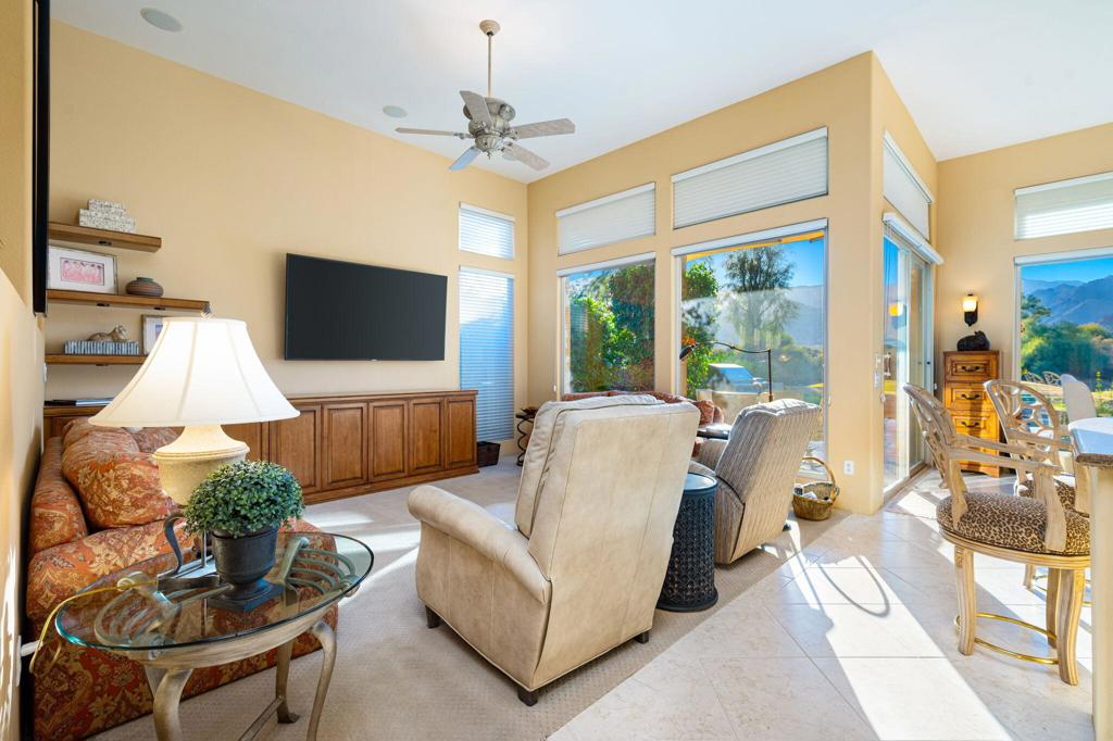 57587 Colonial